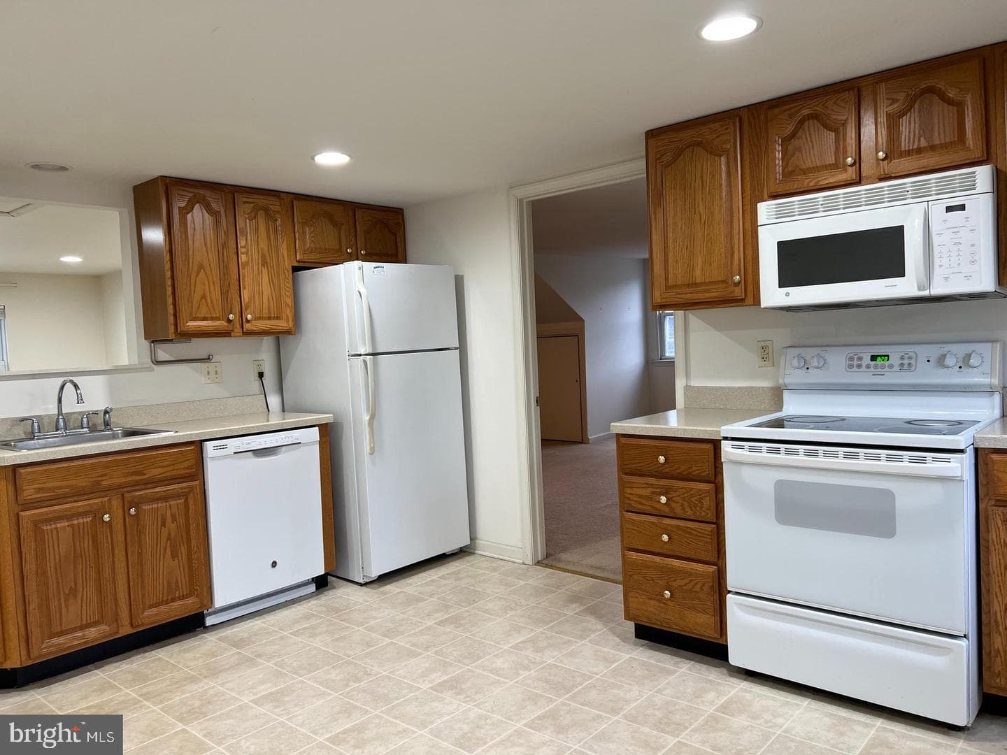90 W Central Avenue photo 3