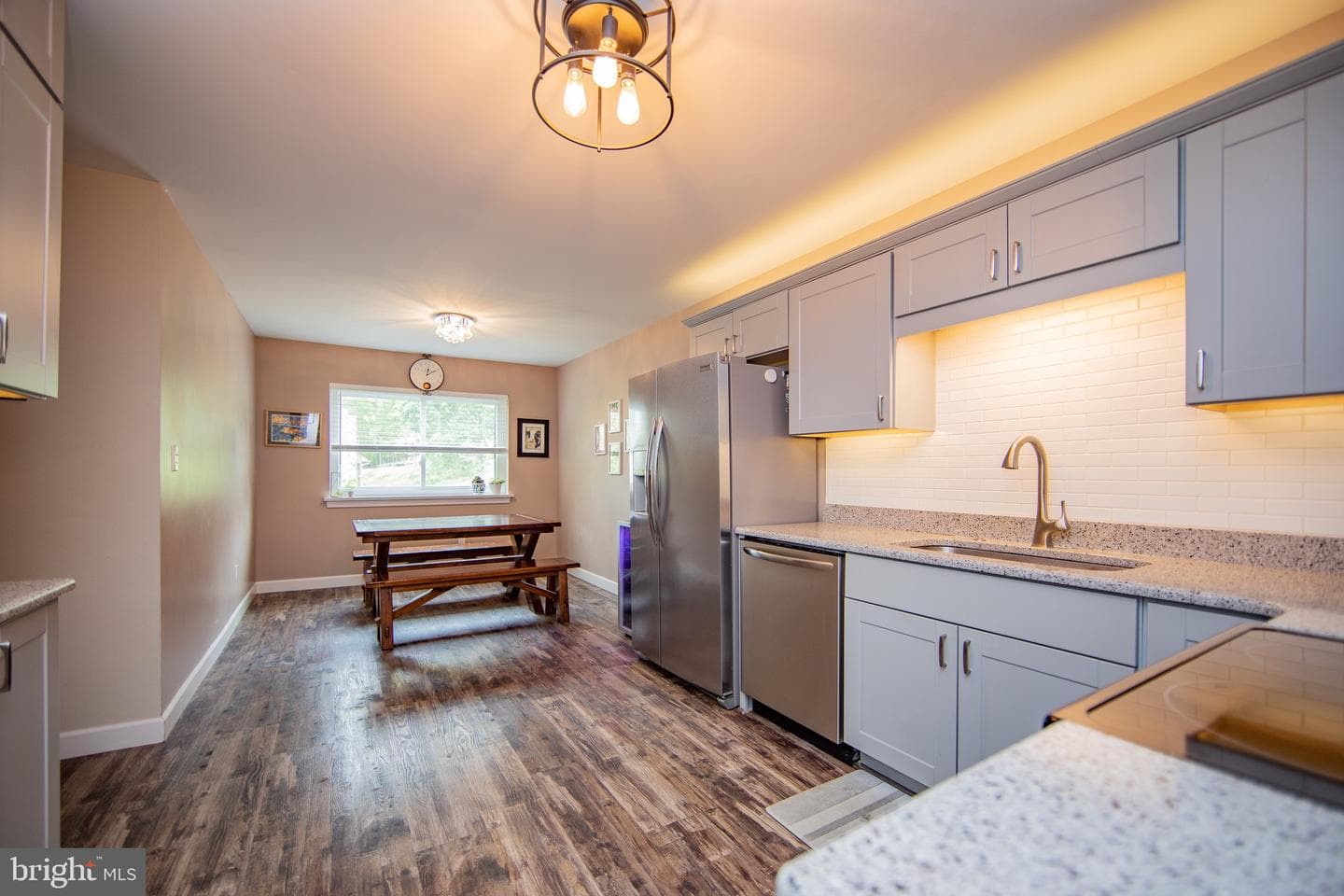 380 Lynetree Drive #7-D photo 12