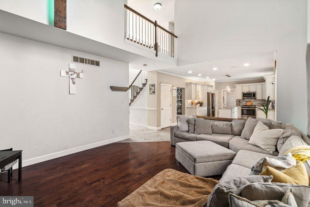 32 Meadow Lane photo 13
