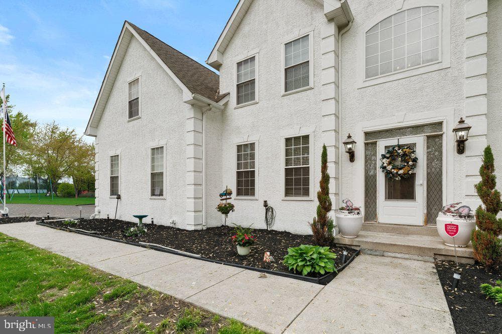 32 Meadow Lane photo 6
