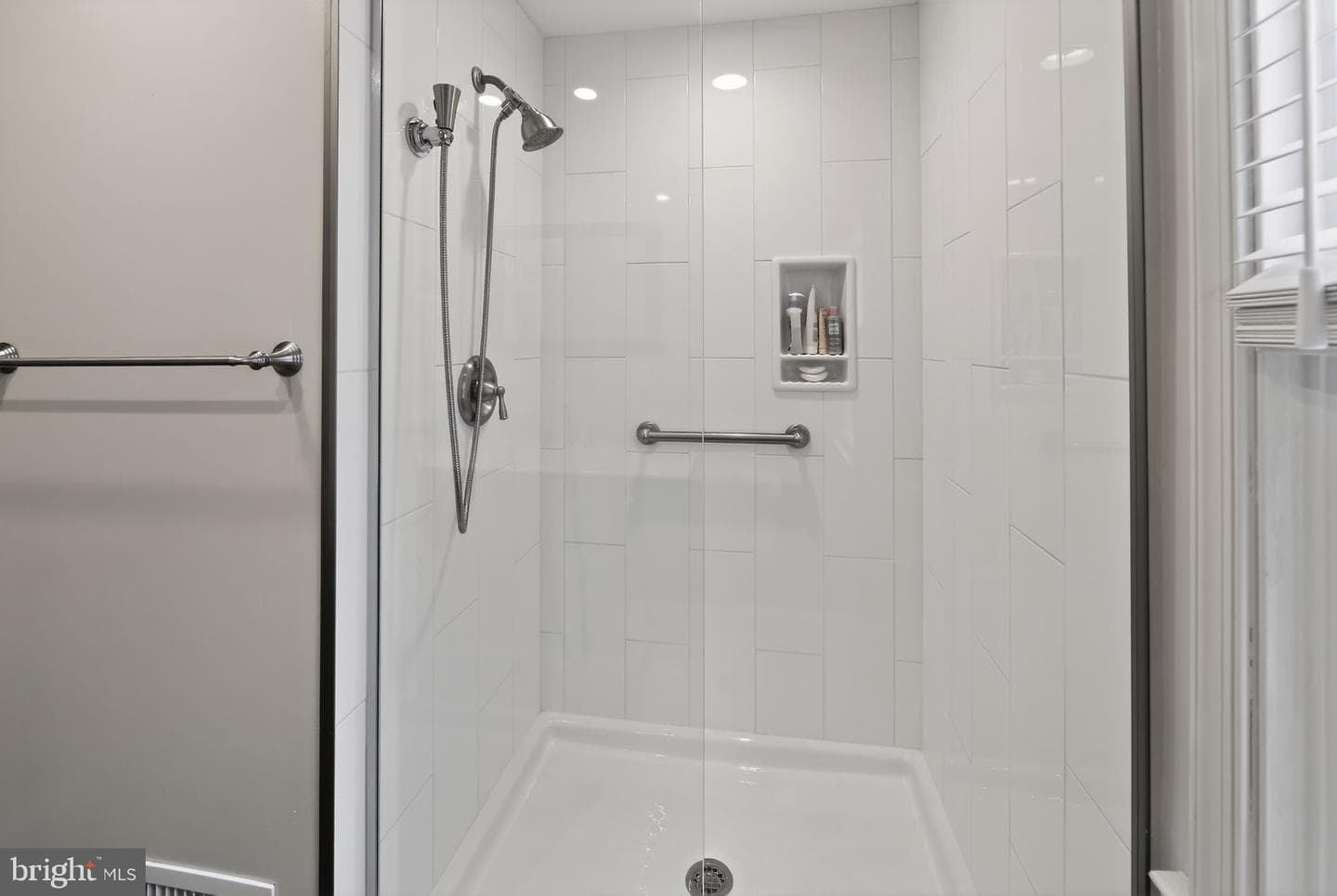 135 Clover Hill Lane photo 30