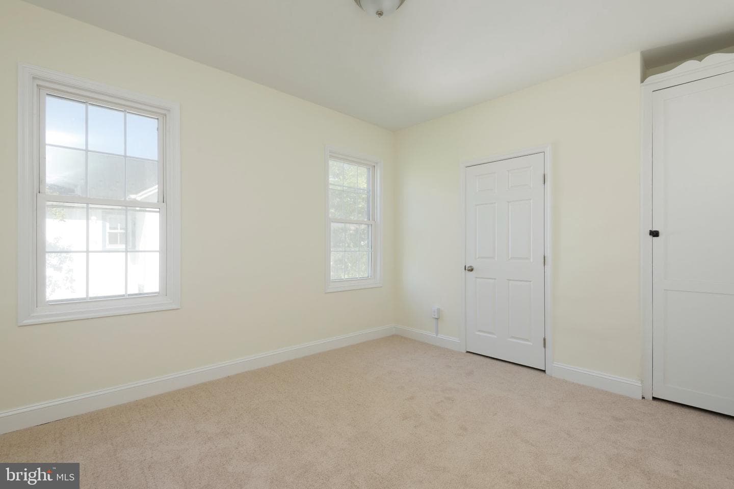 448 Broad Street photo 16