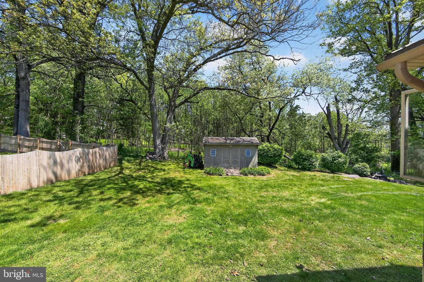 215 N Limestone Road photo 19