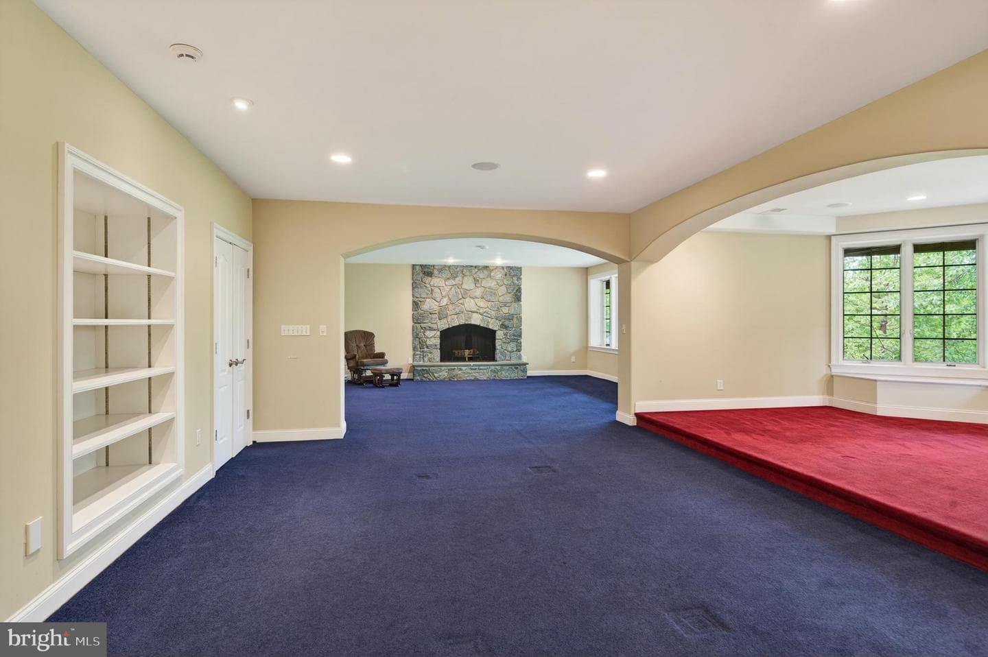 606 Longchamps Drive photo 47