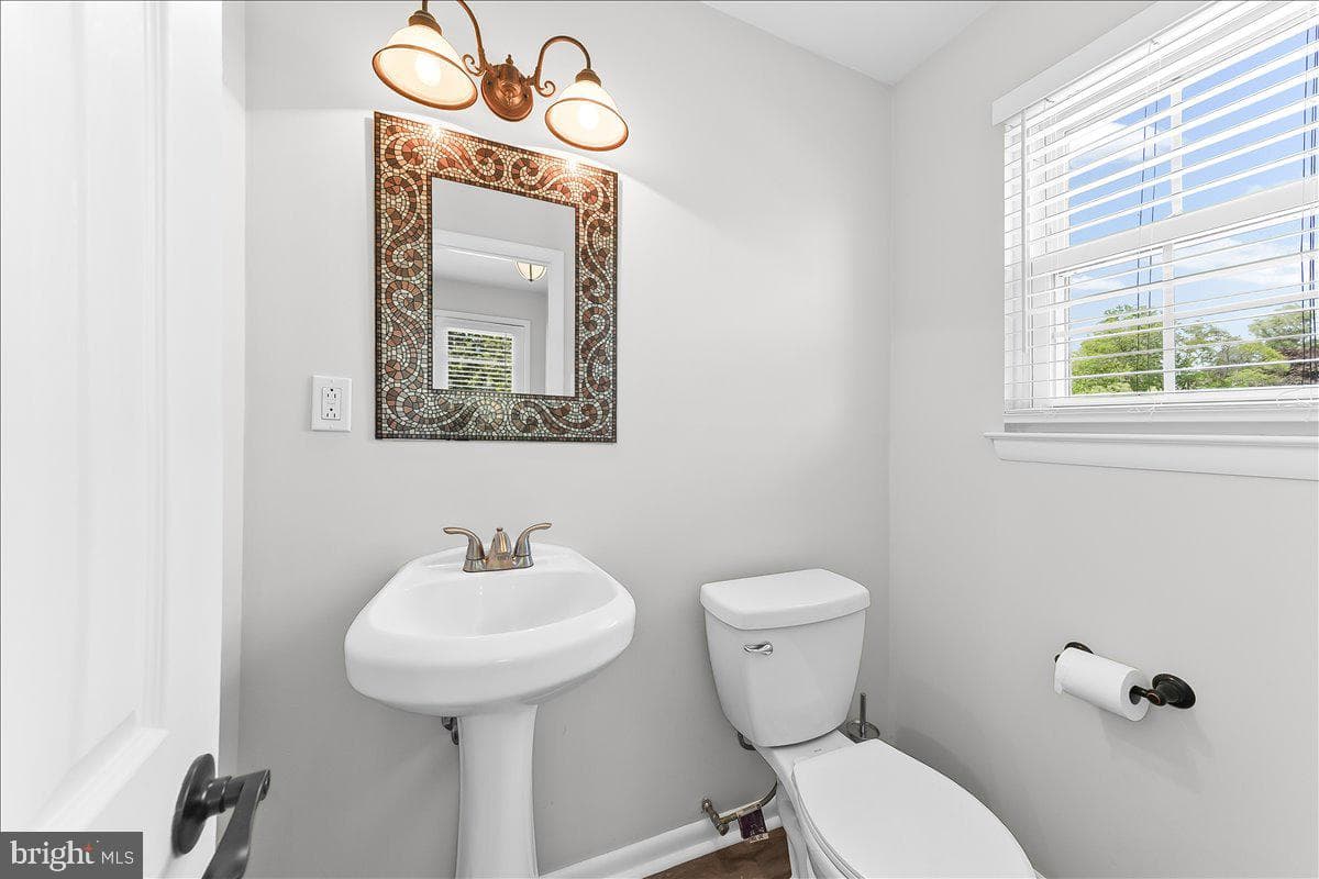 893 Westtown Road photo 19
