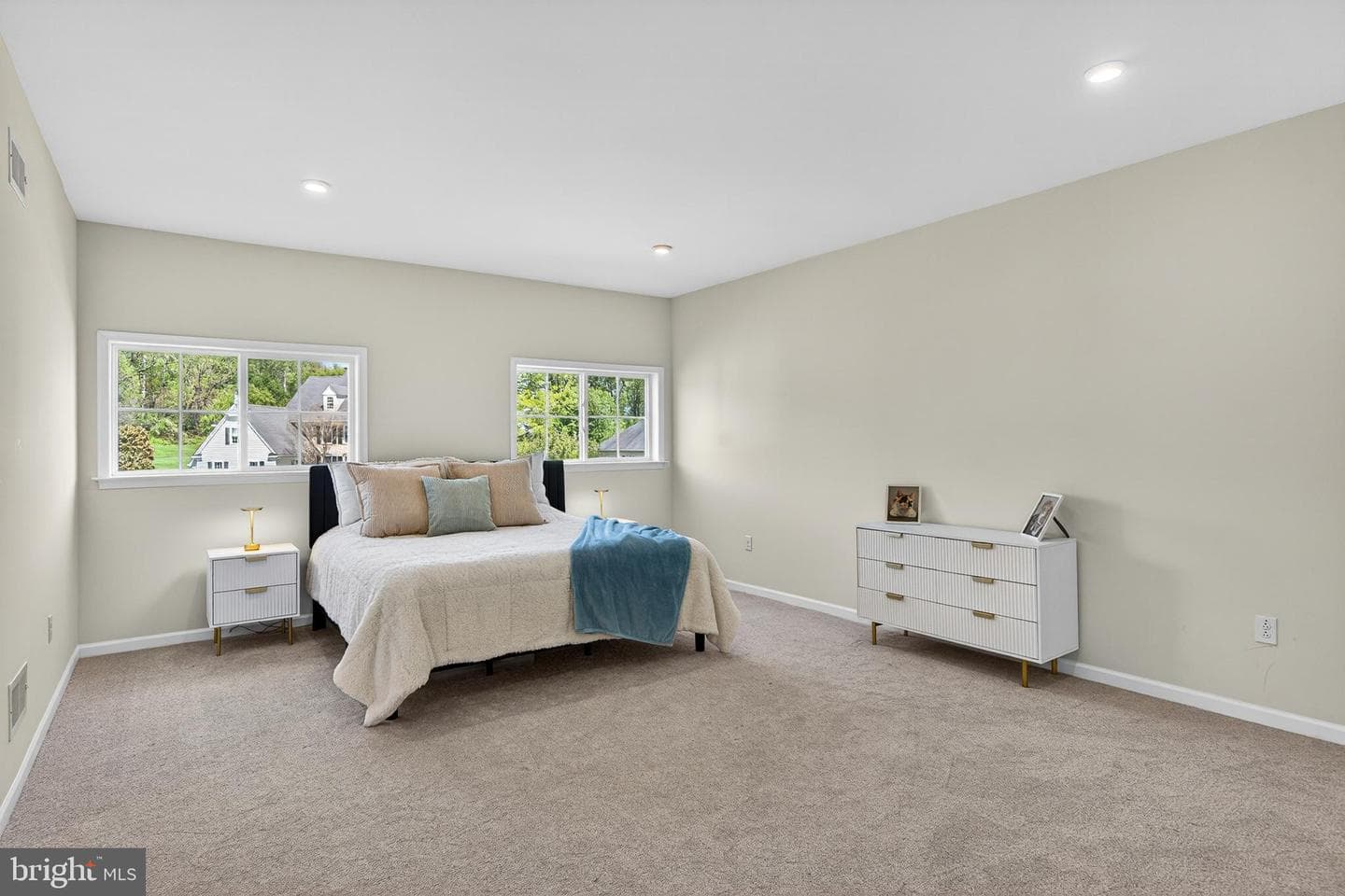 925 Marina Court photo 29