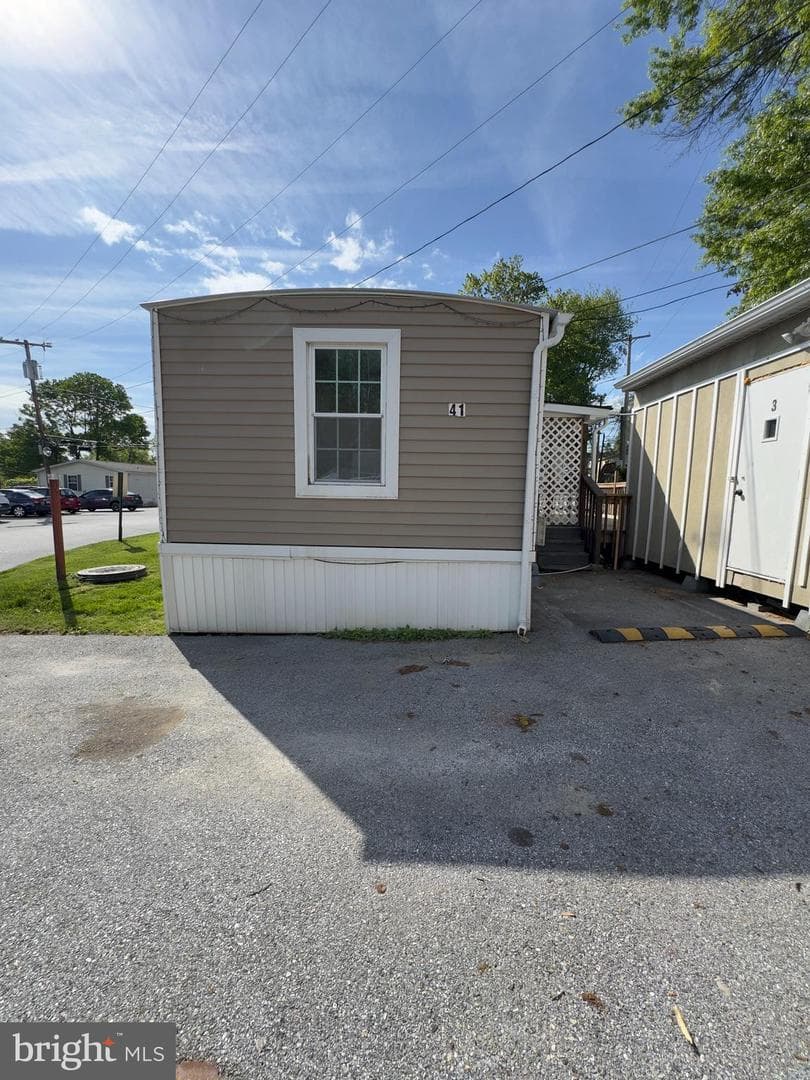 41 Dillan Drive photo 3