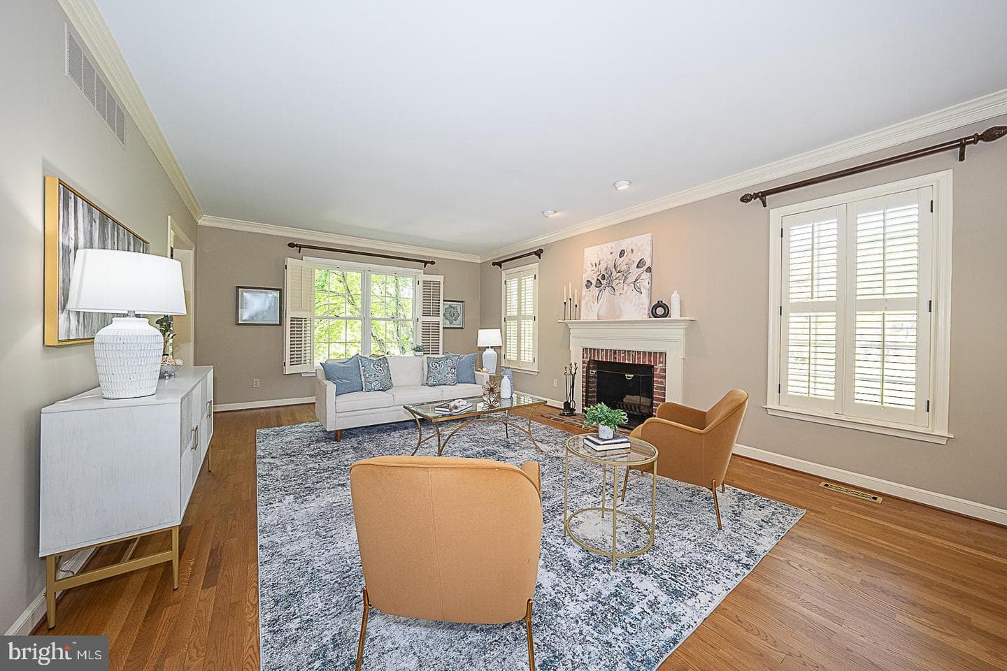 30 Spring Hill Lane photo 15