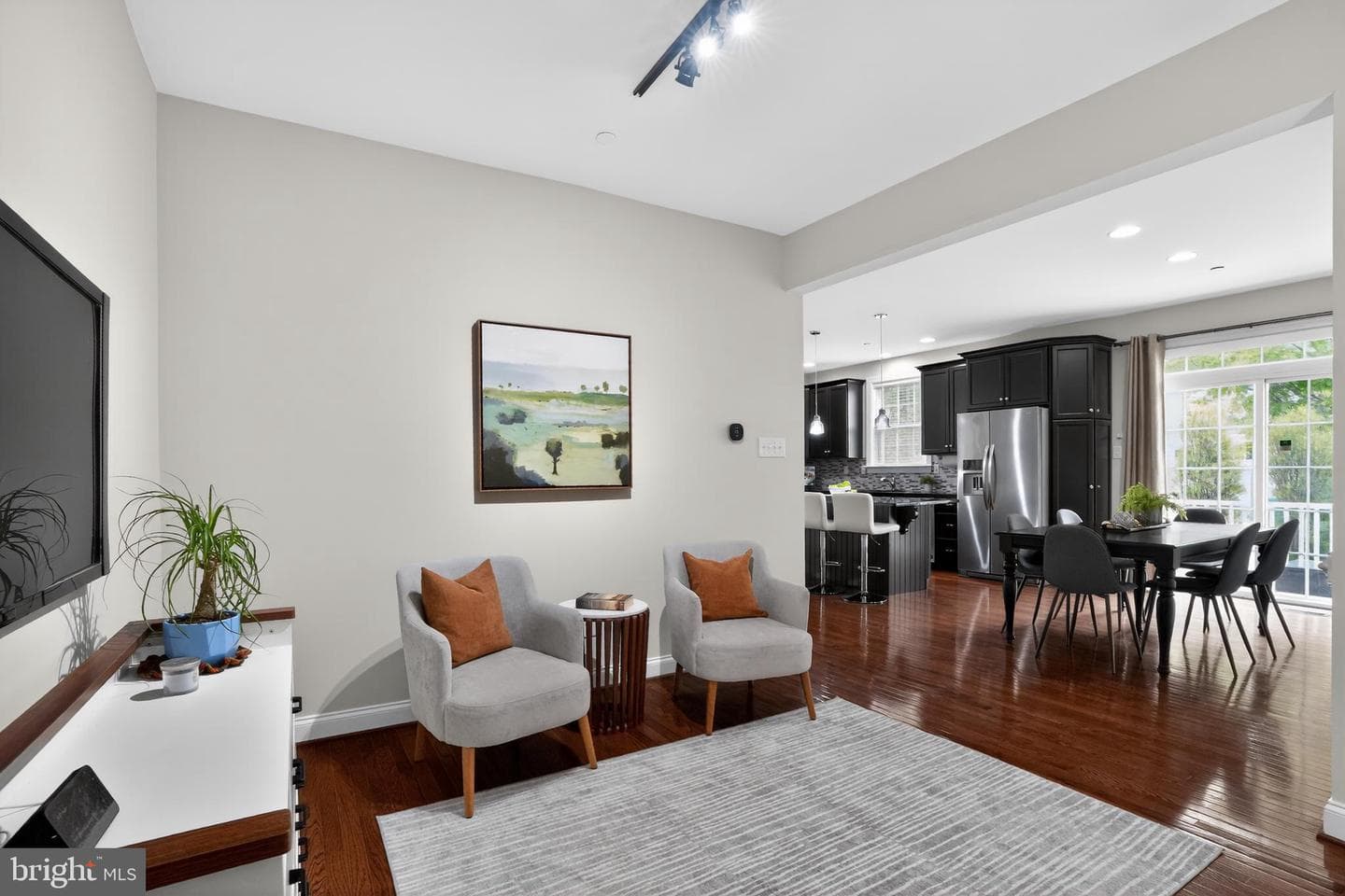 180 Shilling Avenue photo 5