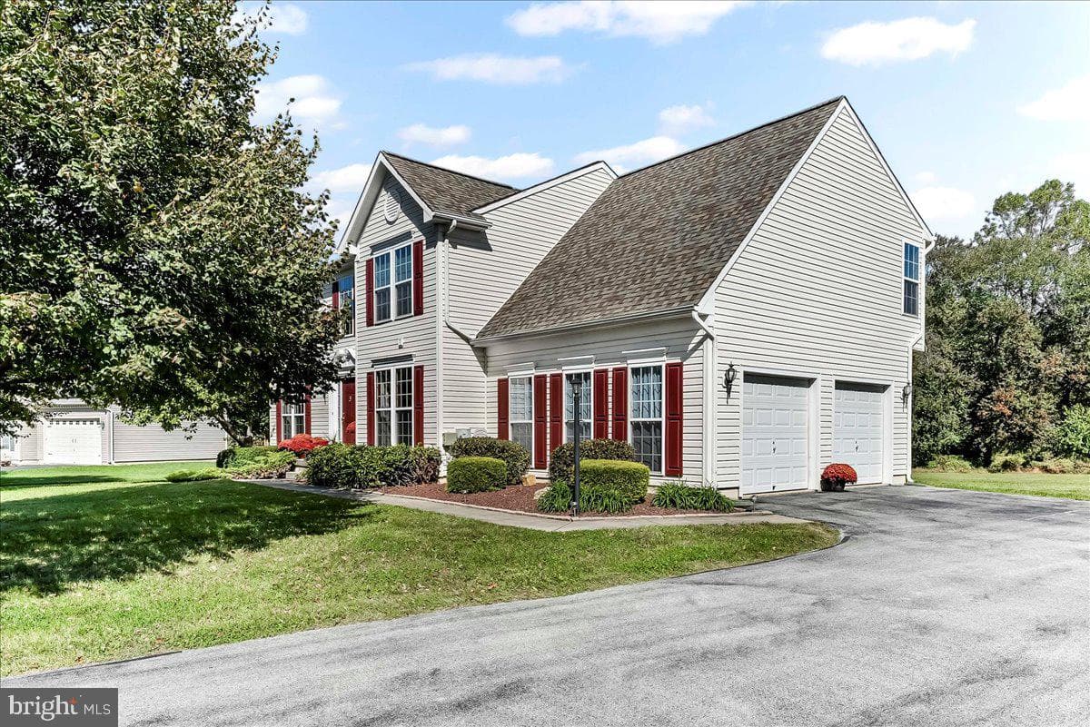 126 Hemlock Drive photo 36