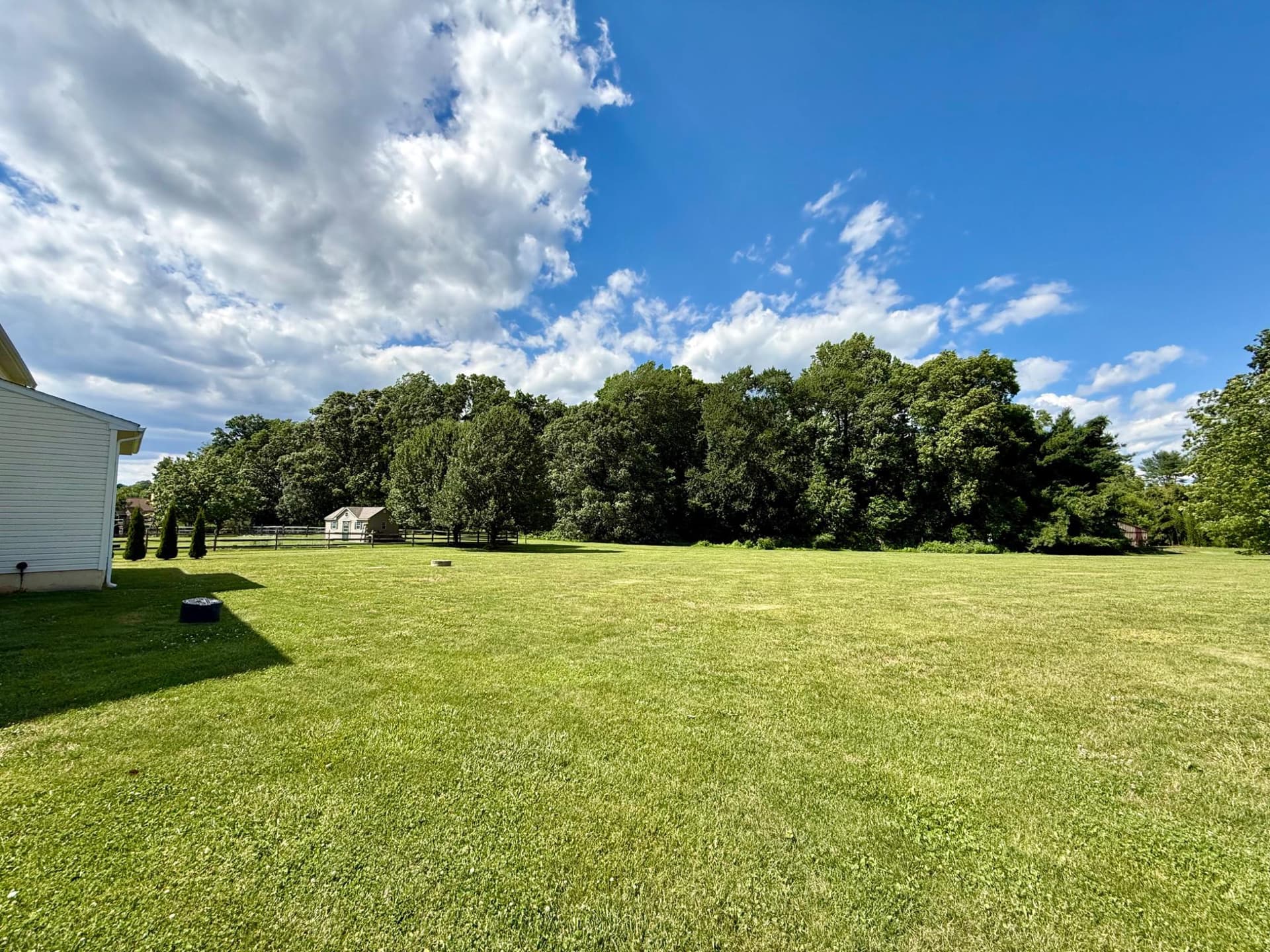 126 Hemlock Drive photo 40