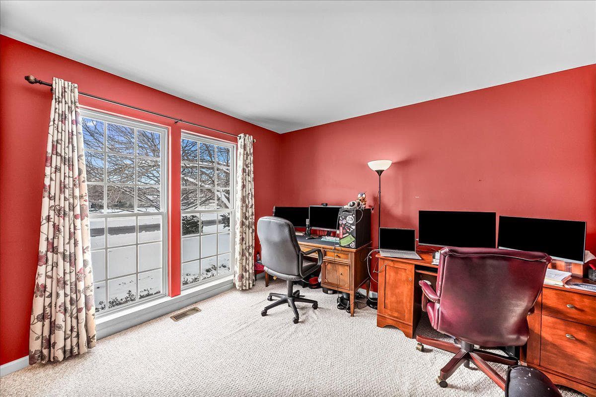 126 Hemlock Drive photo 6