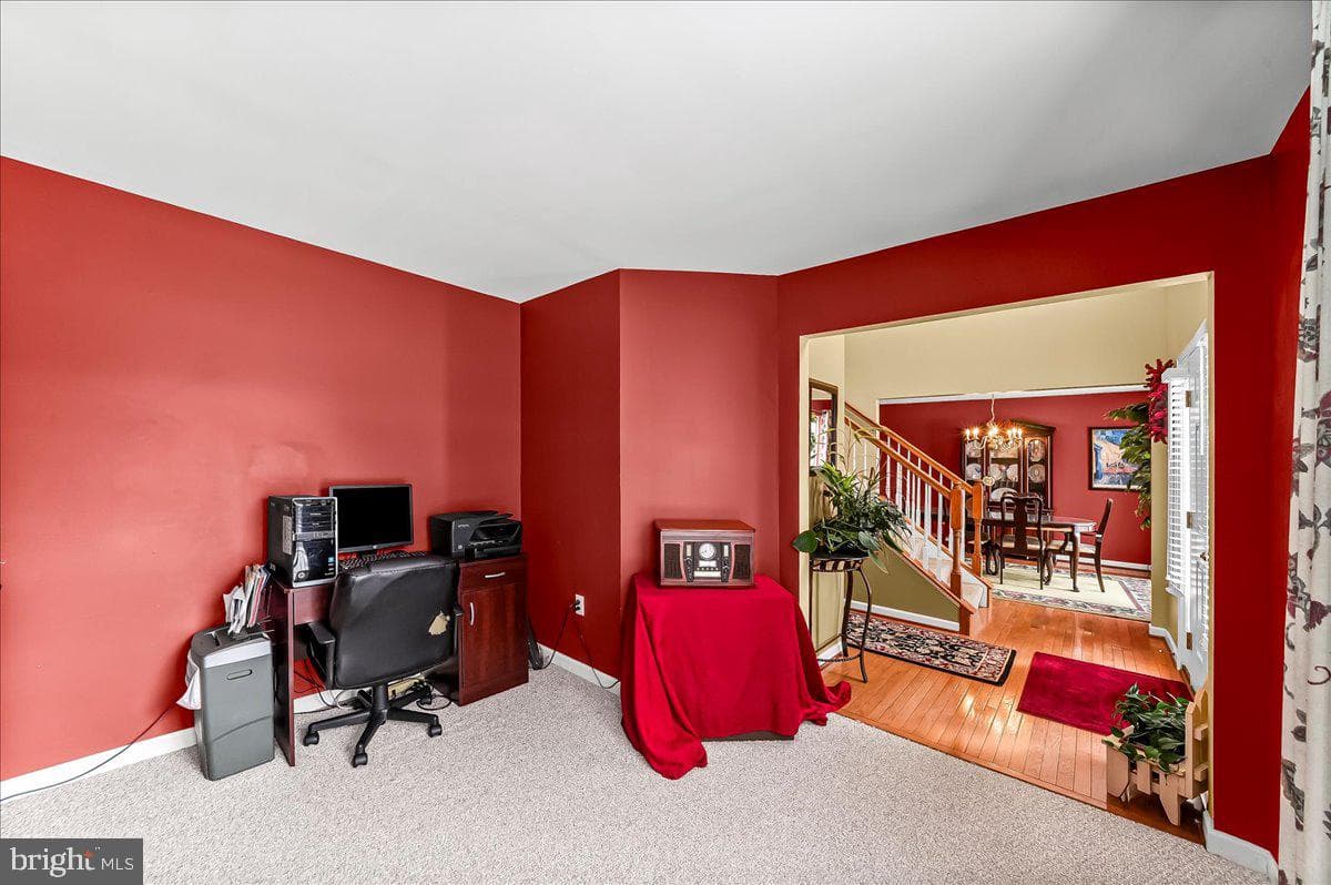 126 Hemlock Drive photo 8