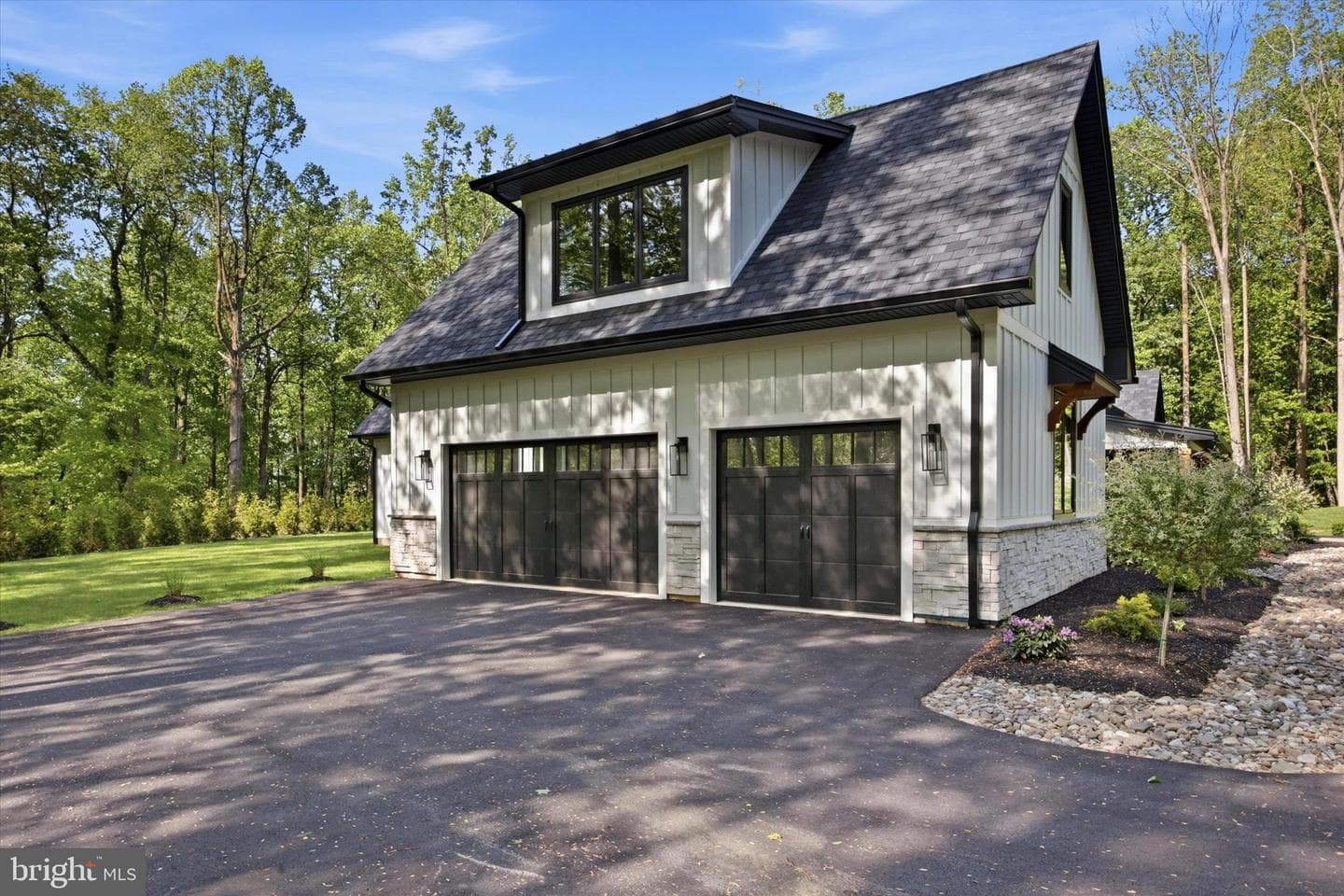 18 Beatty Lane photo 7