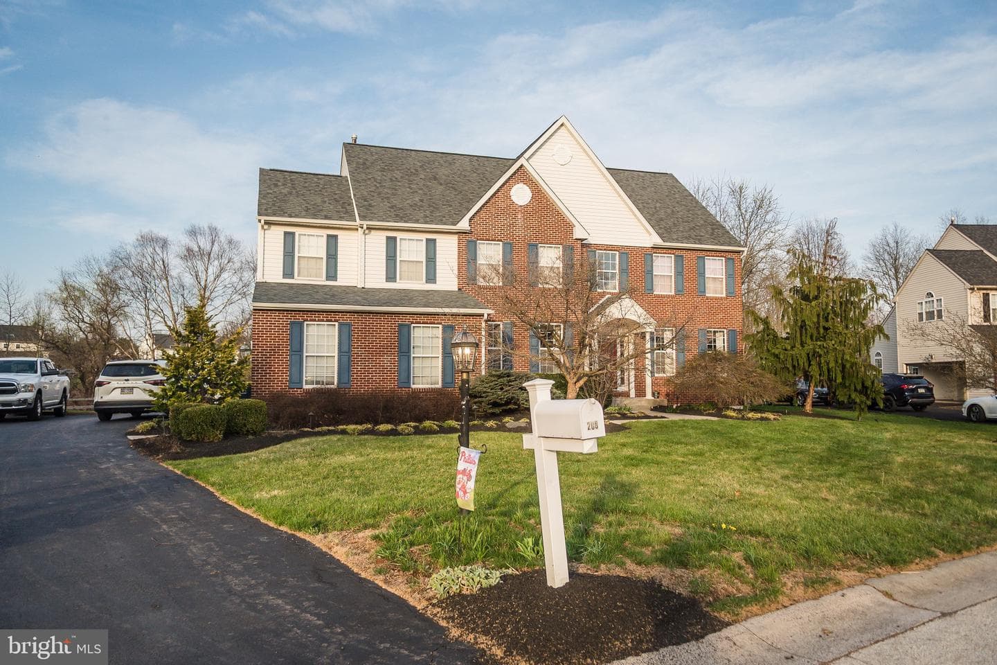 208 Belgian Drive photo 2