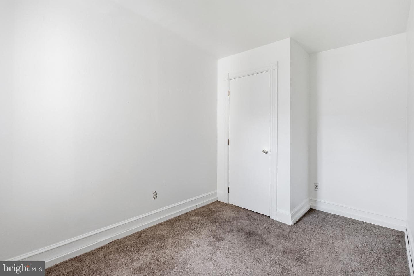 348 Valley Road photo 16