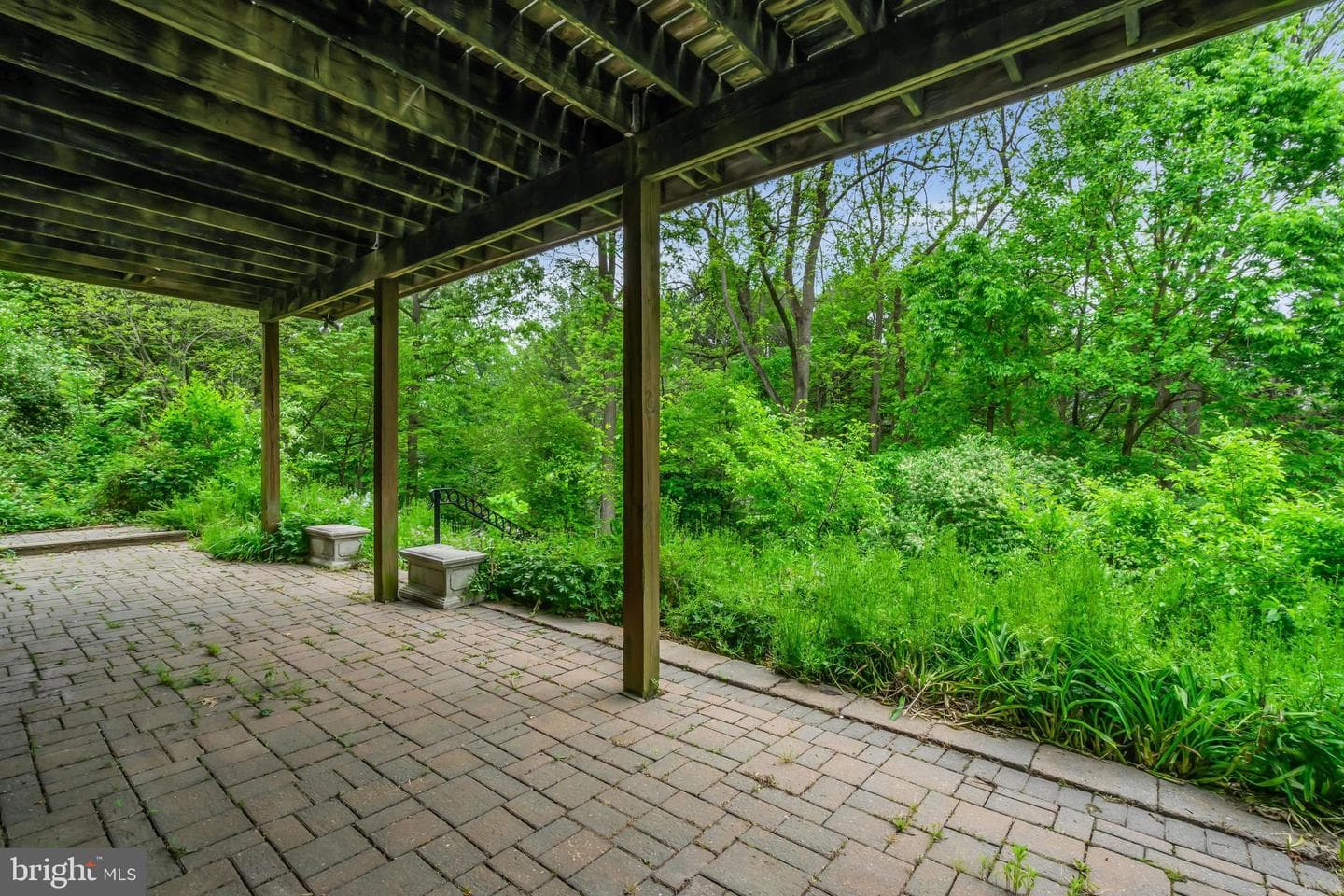 132 Beverly Drive photo 31