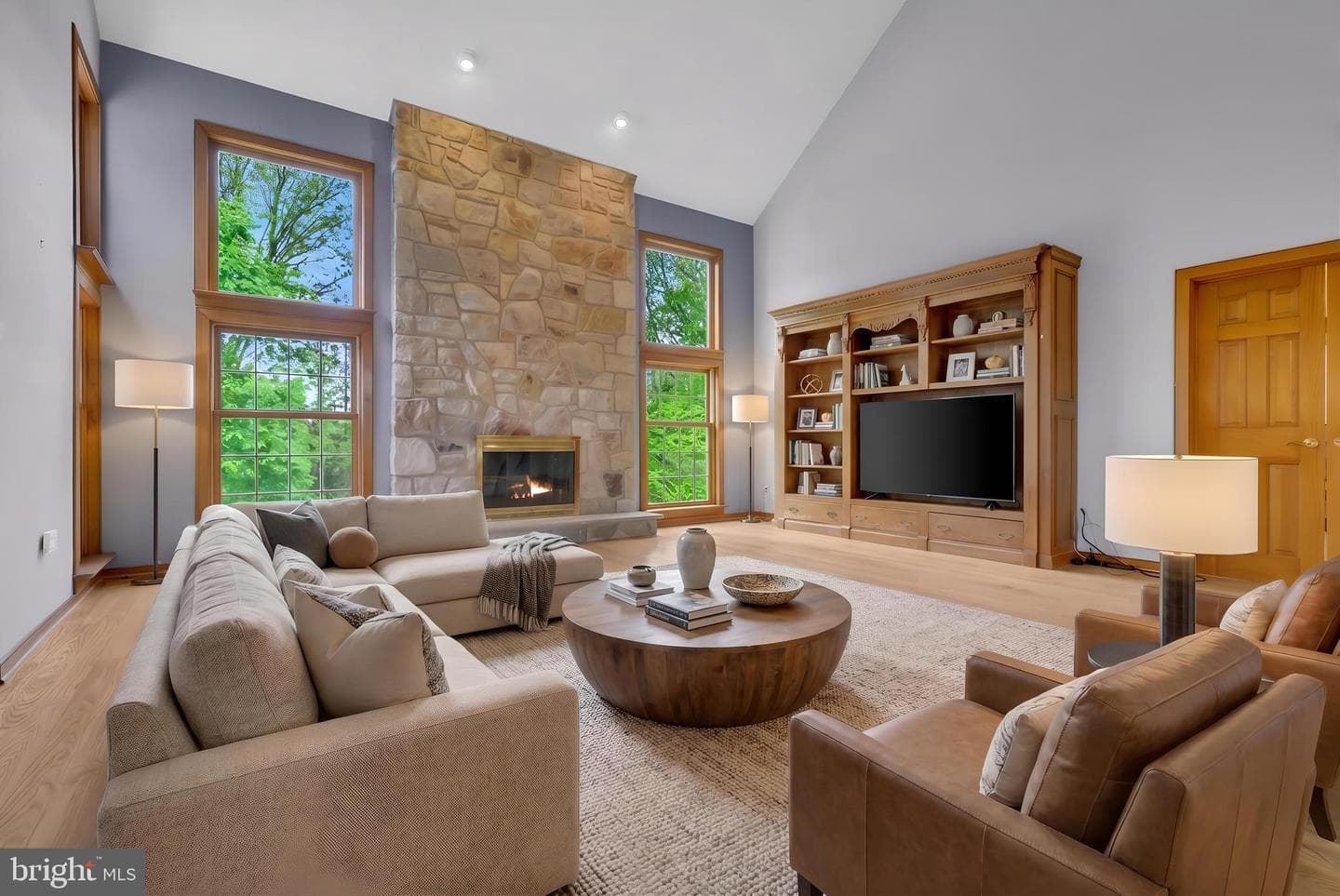 132 Beverly Drive photo 6