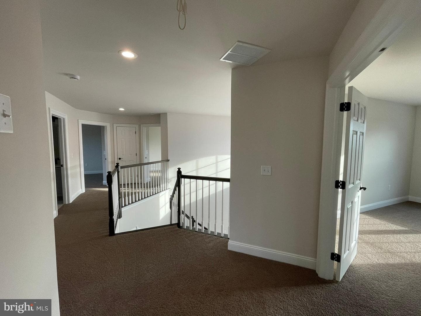 73 Ruth Ave photo 68