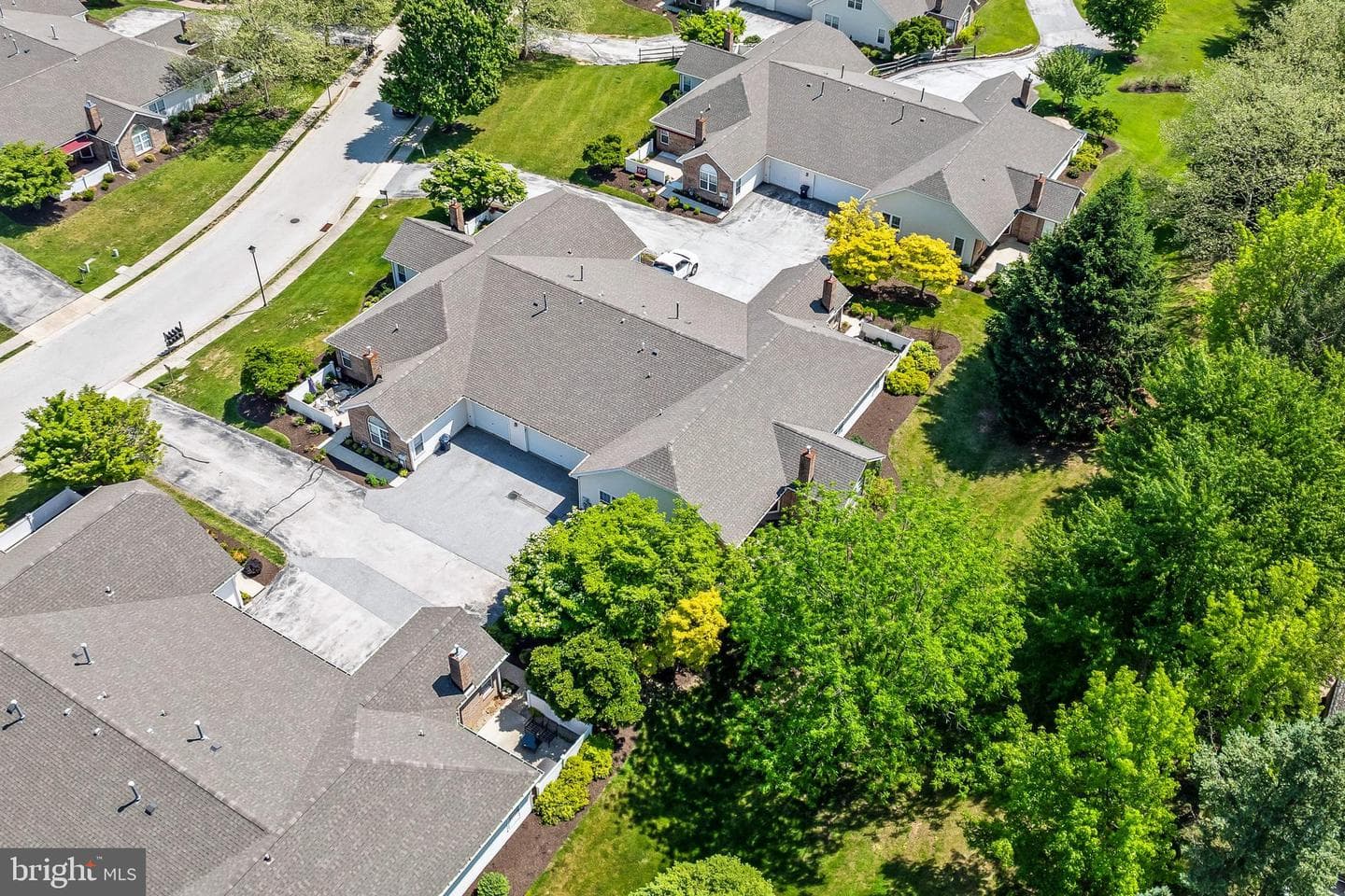 147 Village Way photo 30