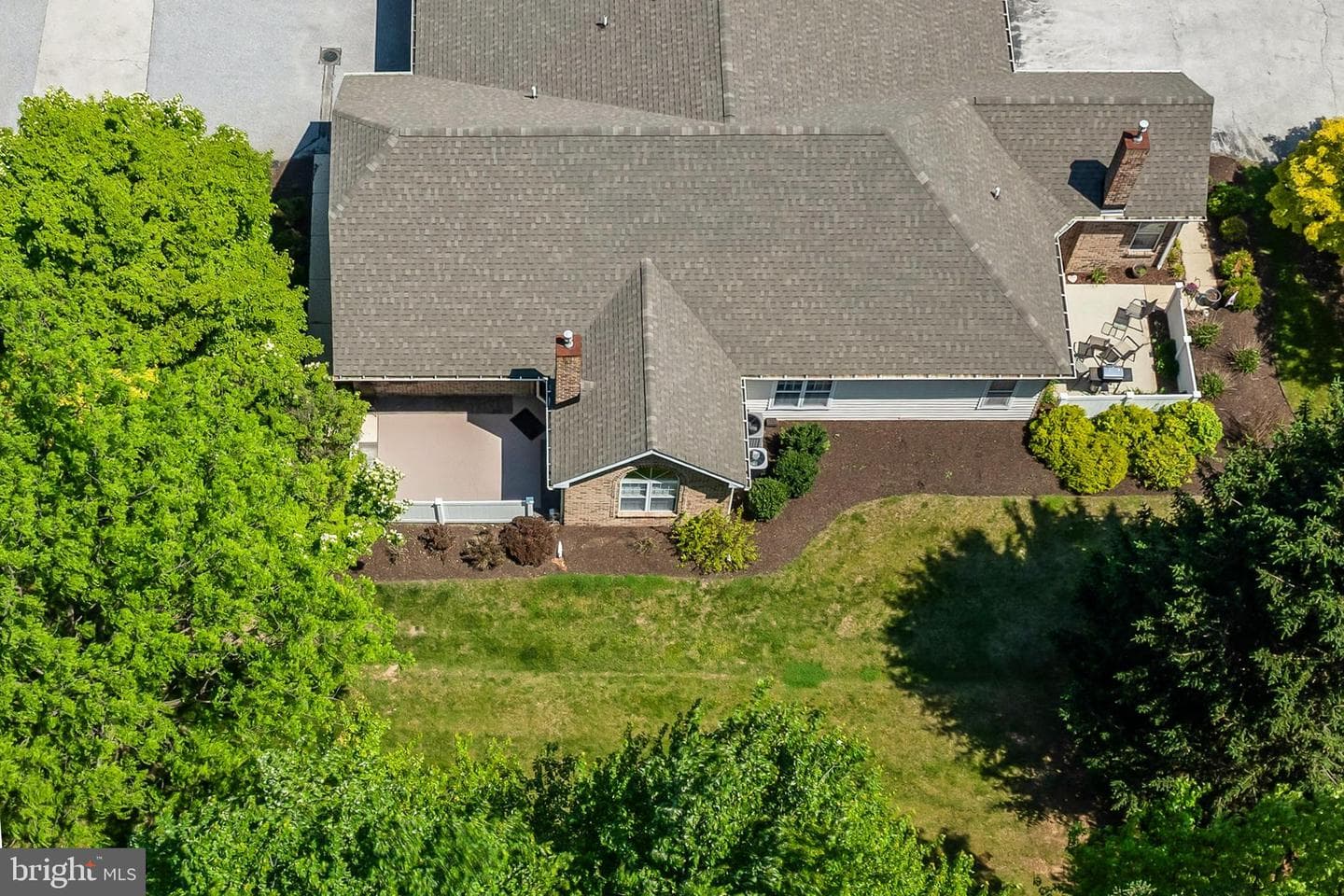 147 Village Way photo 32