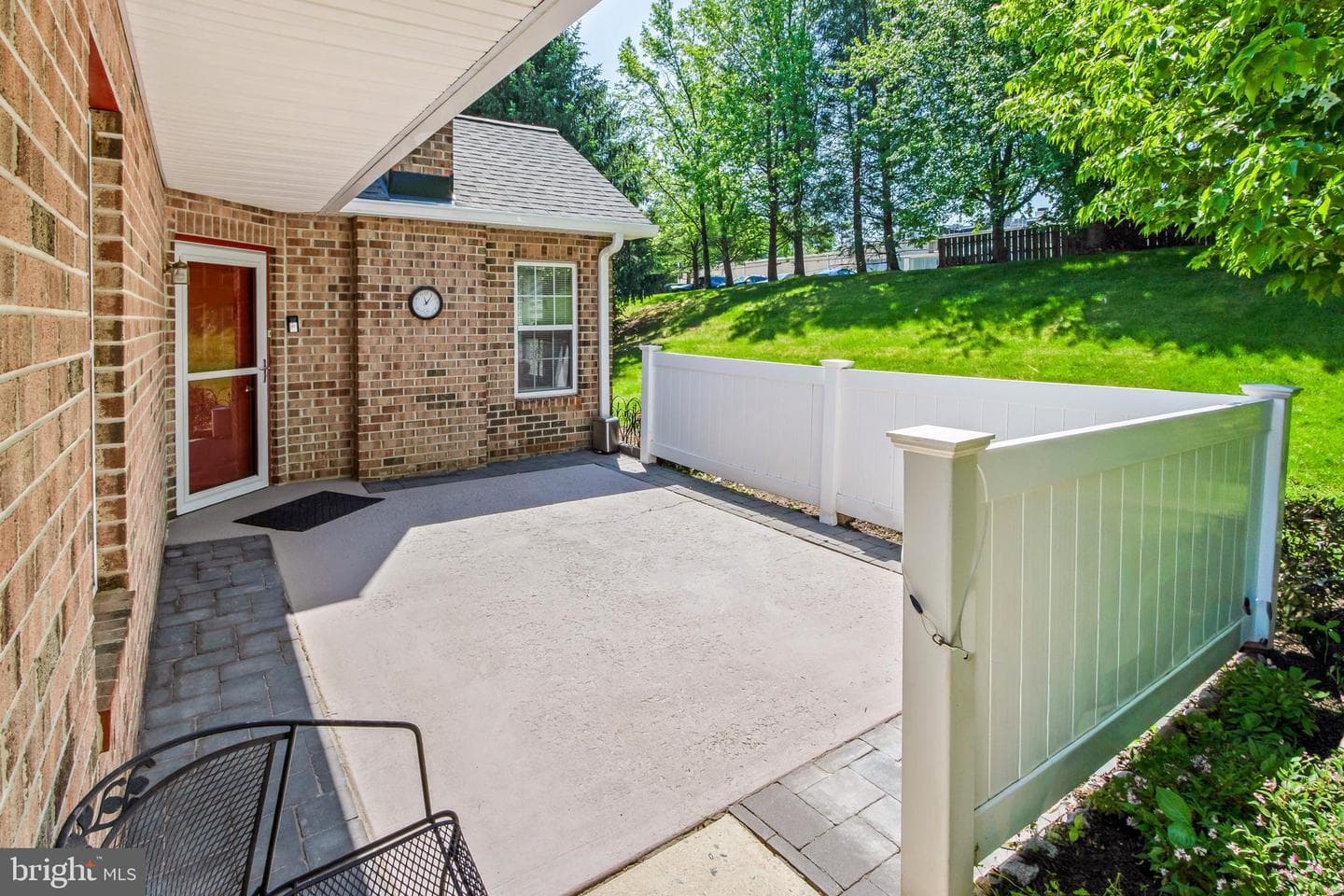 147 Village Way photo 6
