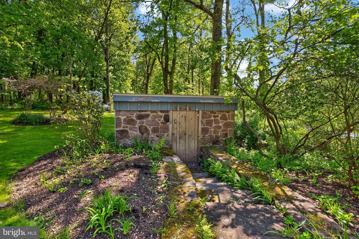 1790 Fernbrook Ln photo 19