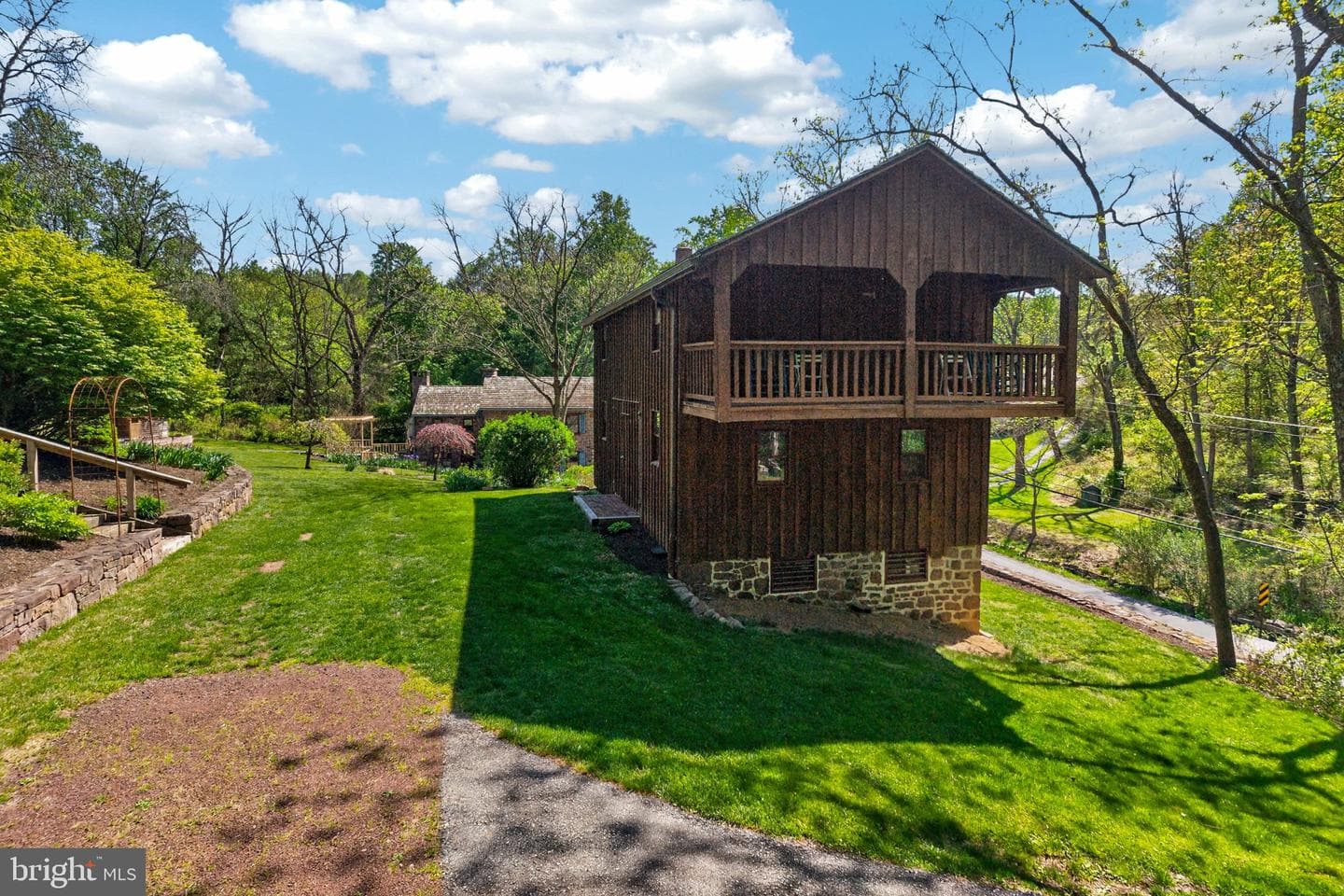 1790 Fernbrook Ln photo 24