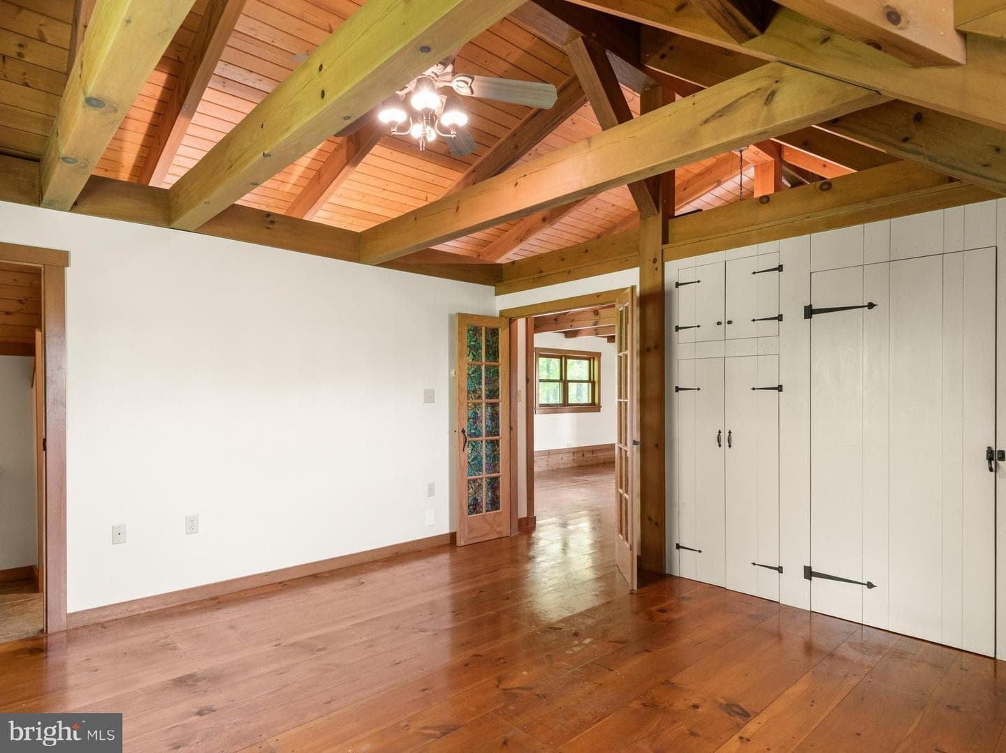 533 Mount Pleasant Road photo 32