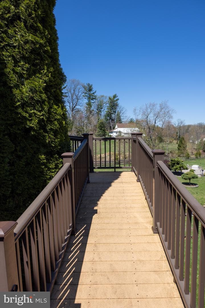 129 Berwick Drive photo 53