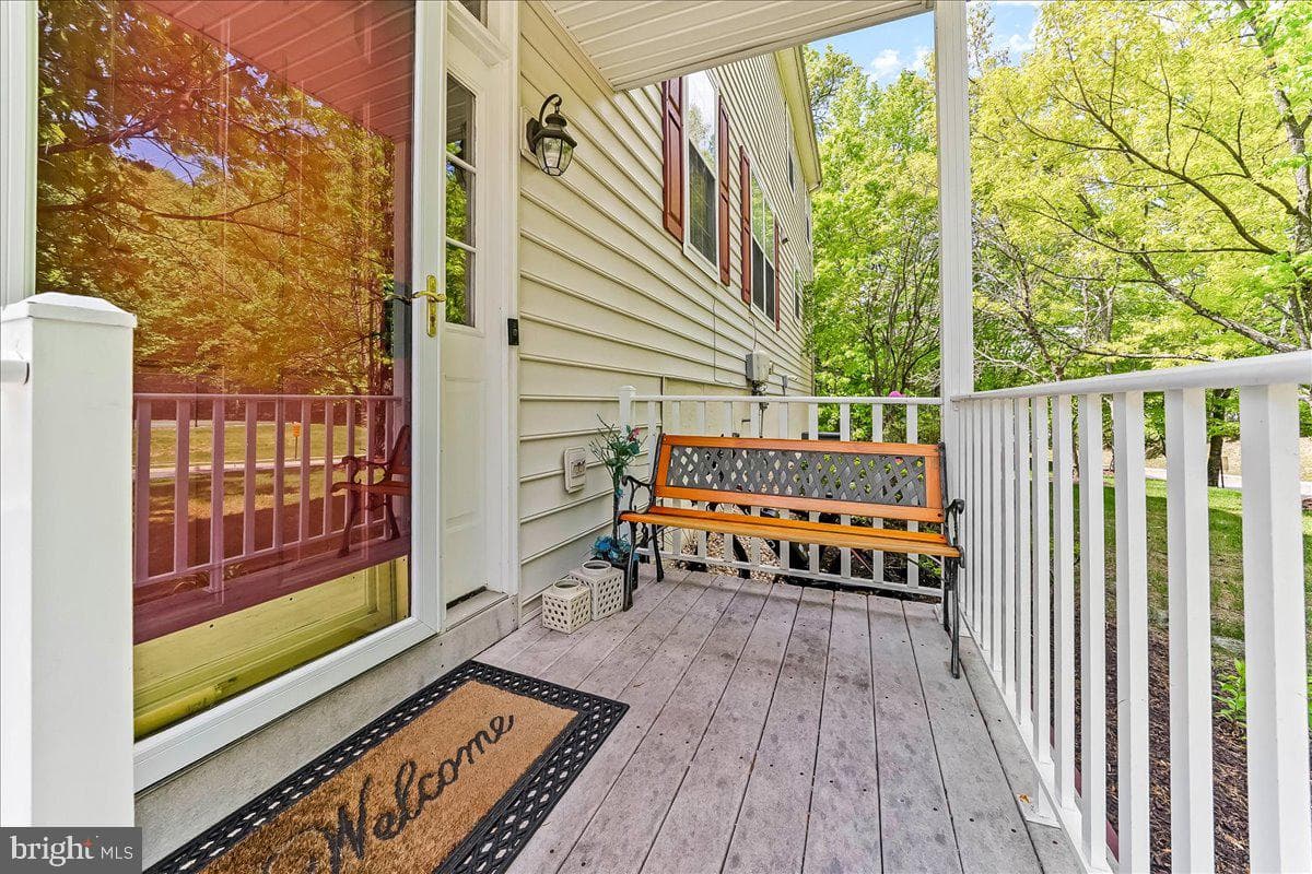100 Stratford Court photo 33