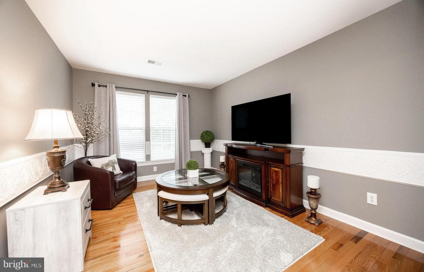 1538 Tattersall Way photo 25