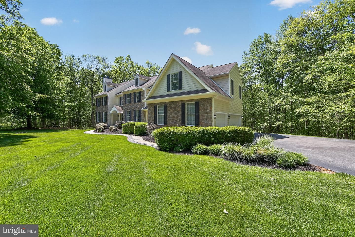 1315 Richmond Place photo 54
