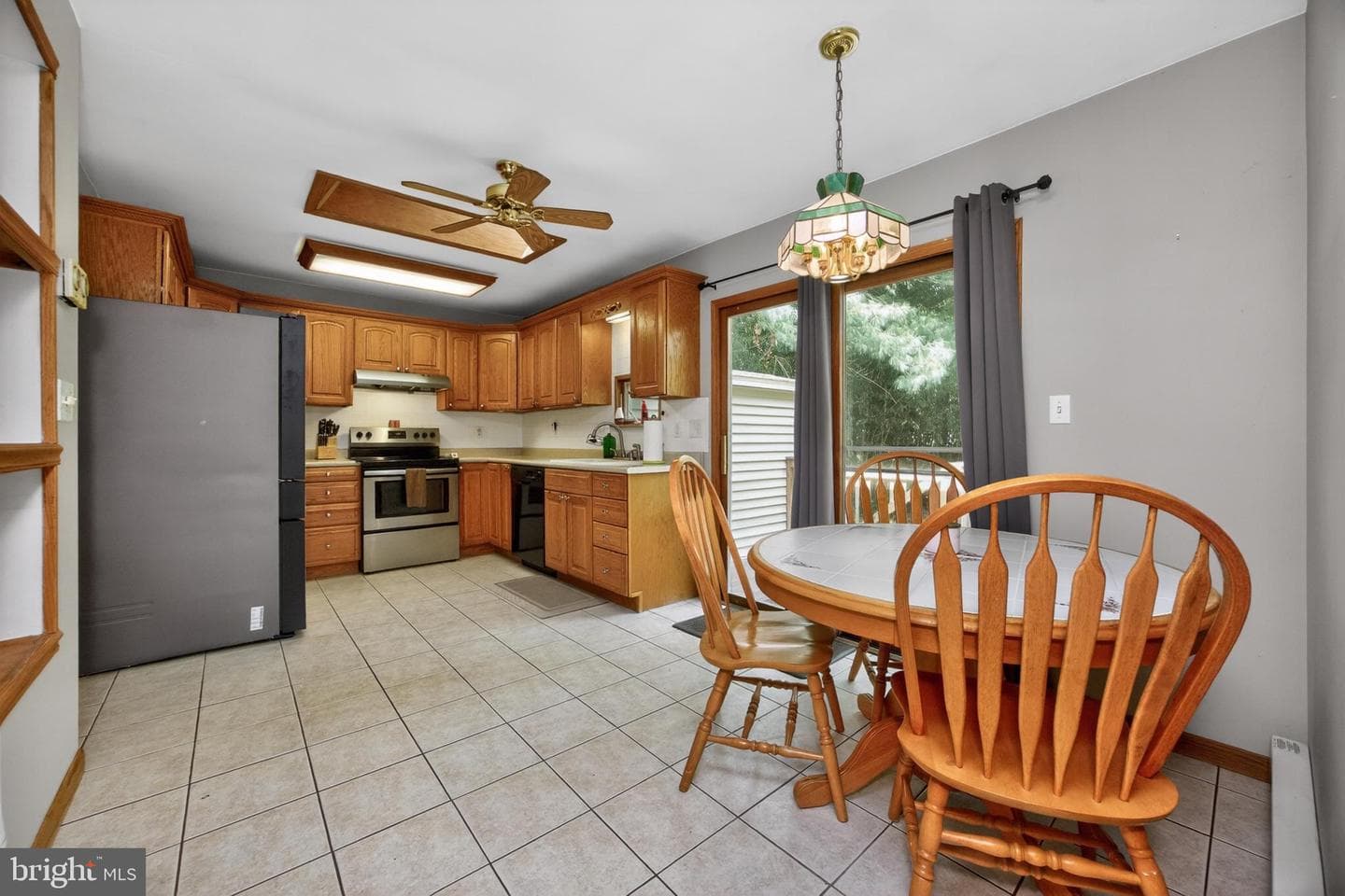 1121 Vermont Lane photo 6