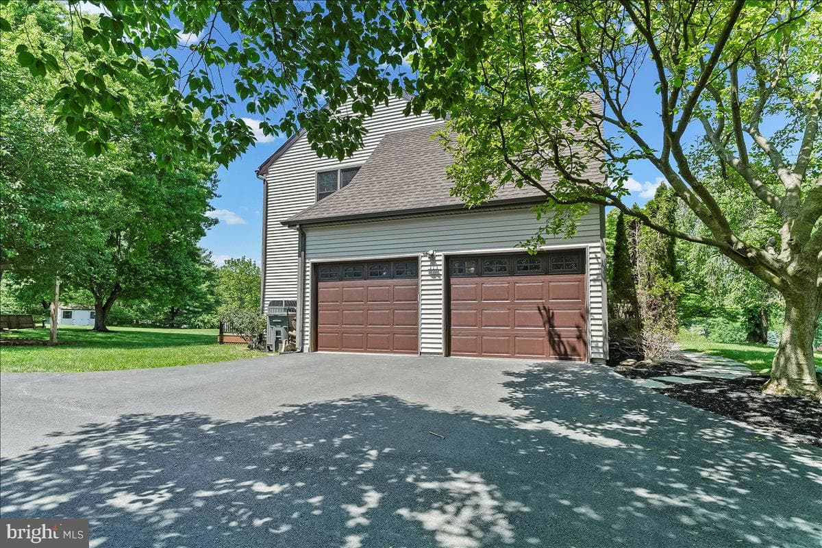 81 Rosemary Lane photo 39
