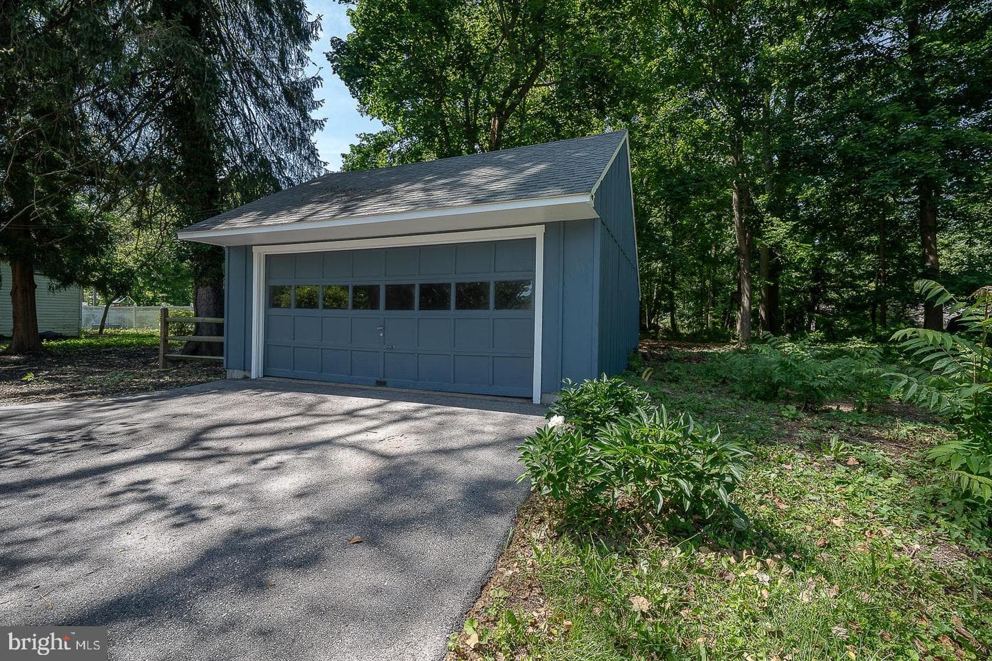 1250 Old Lancaster Road photo 63