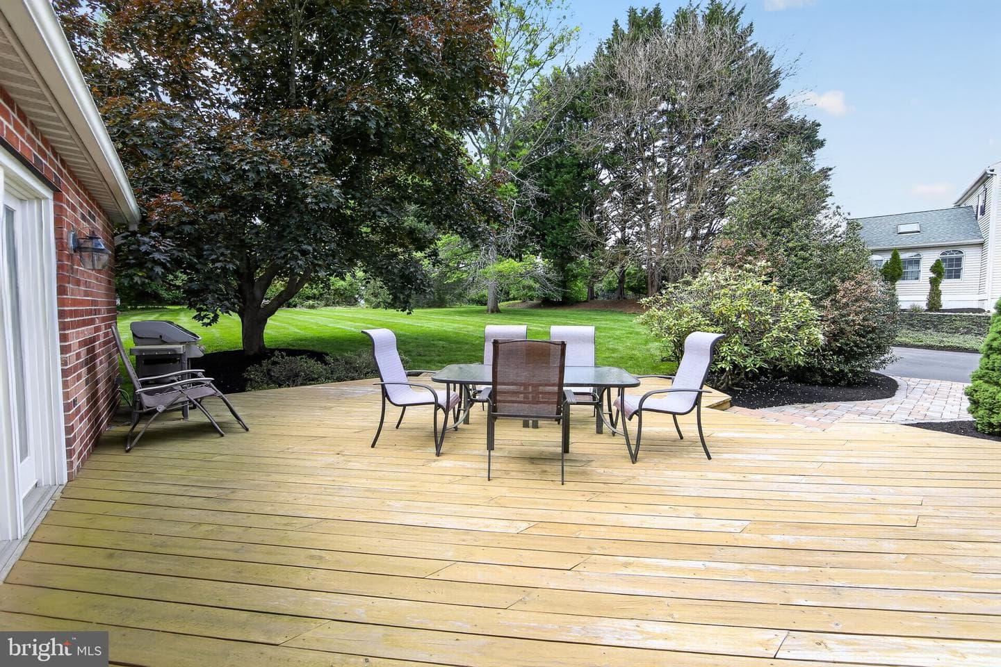 204 Shropshire Drive photo 14