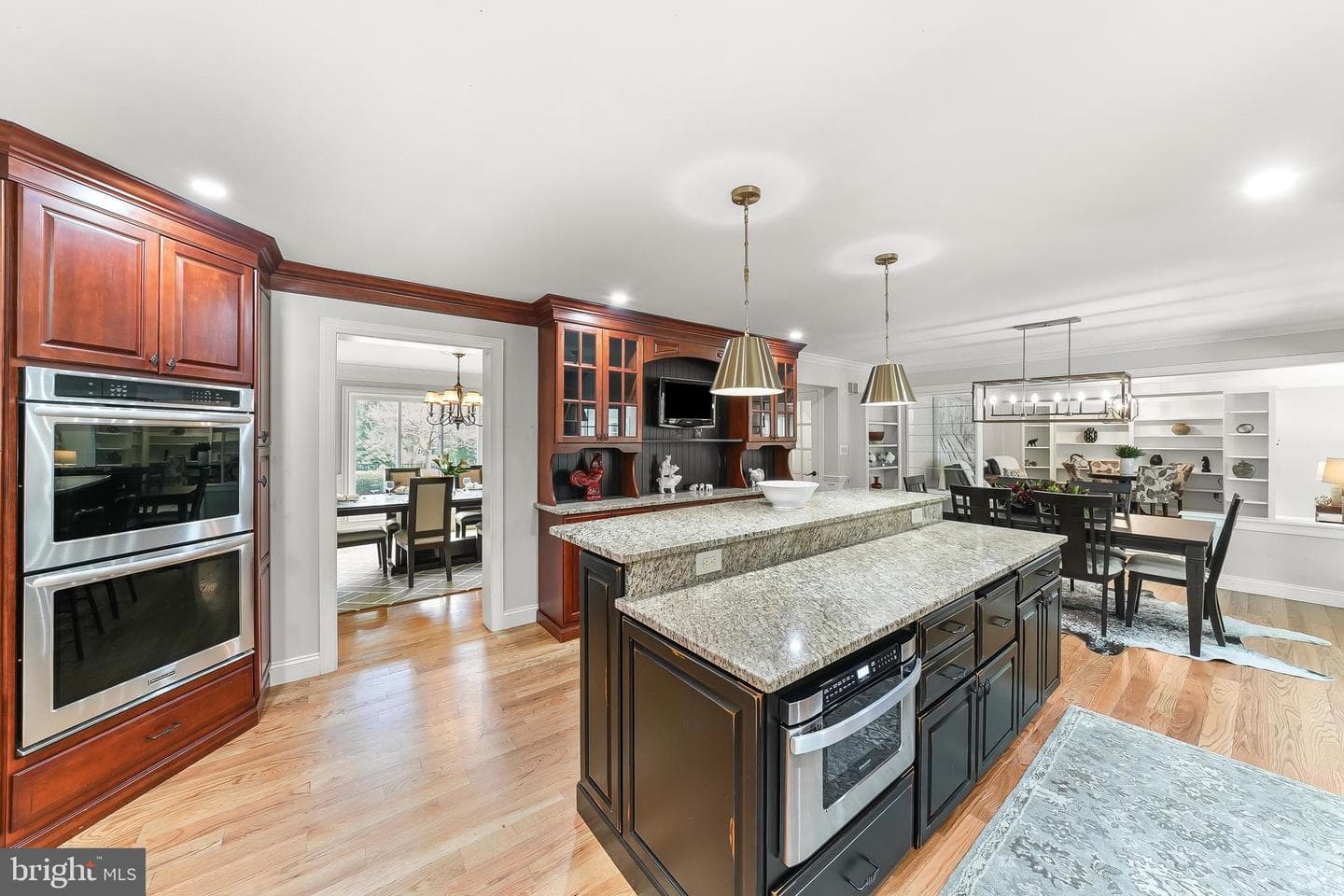 124 Round Hill Road photo 11