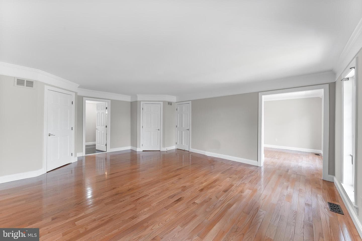 124 Round Hill Road photo 33