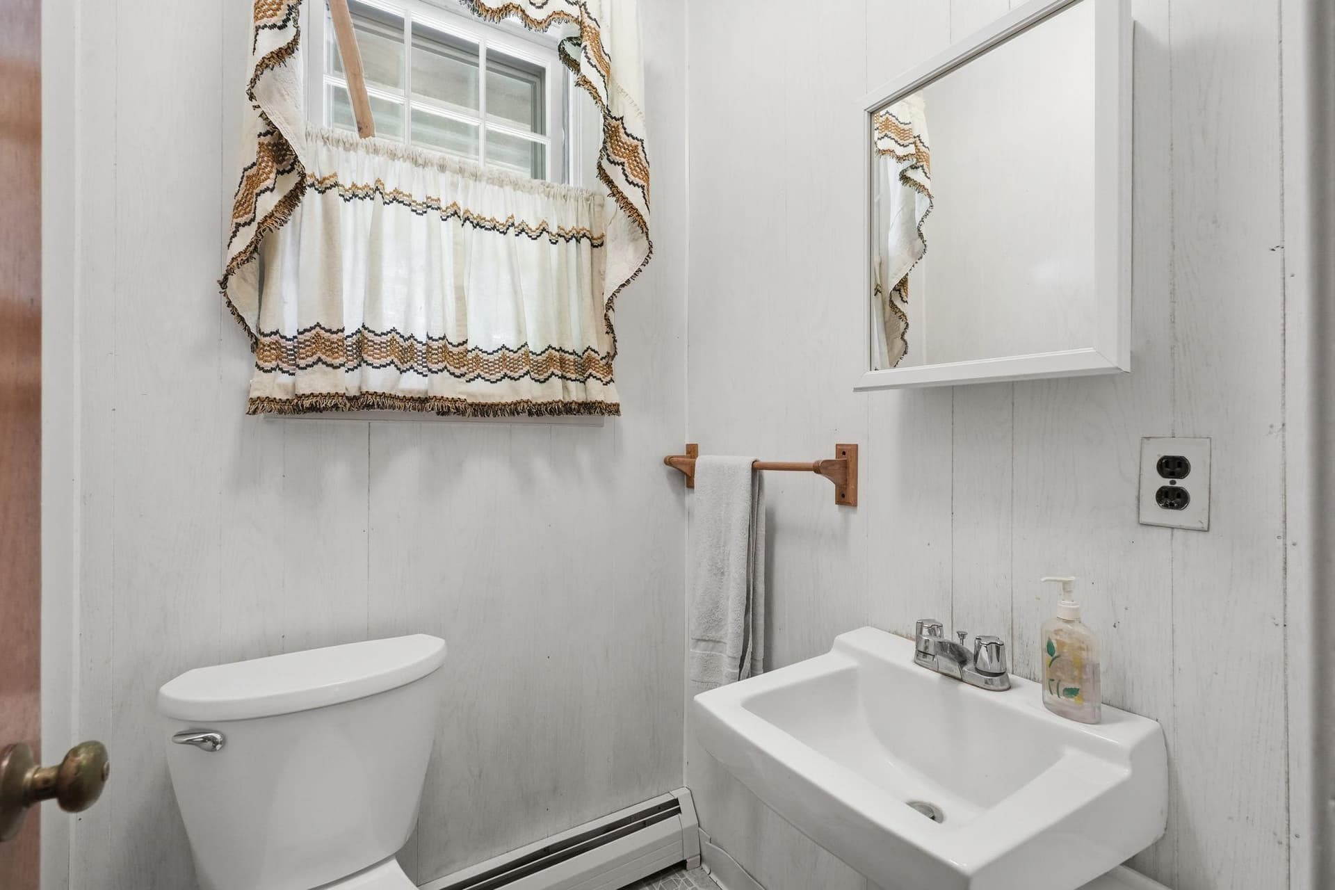 222 Coldstream Road photo 39