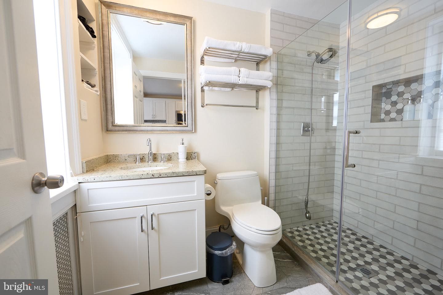26 W Union Street photo 15