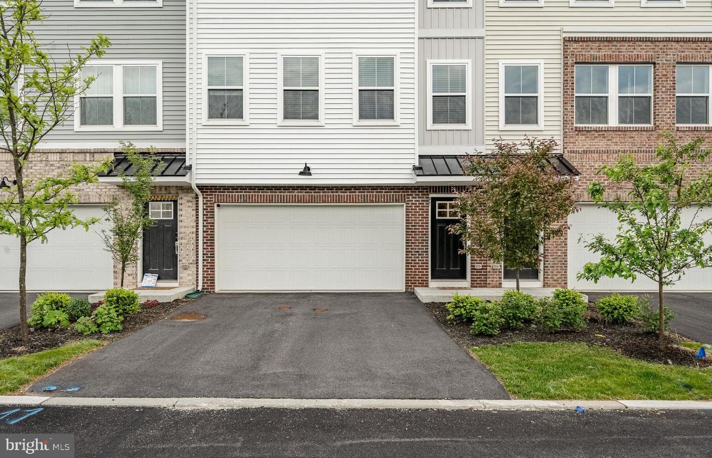 97 Four Leaf Drive photo 3