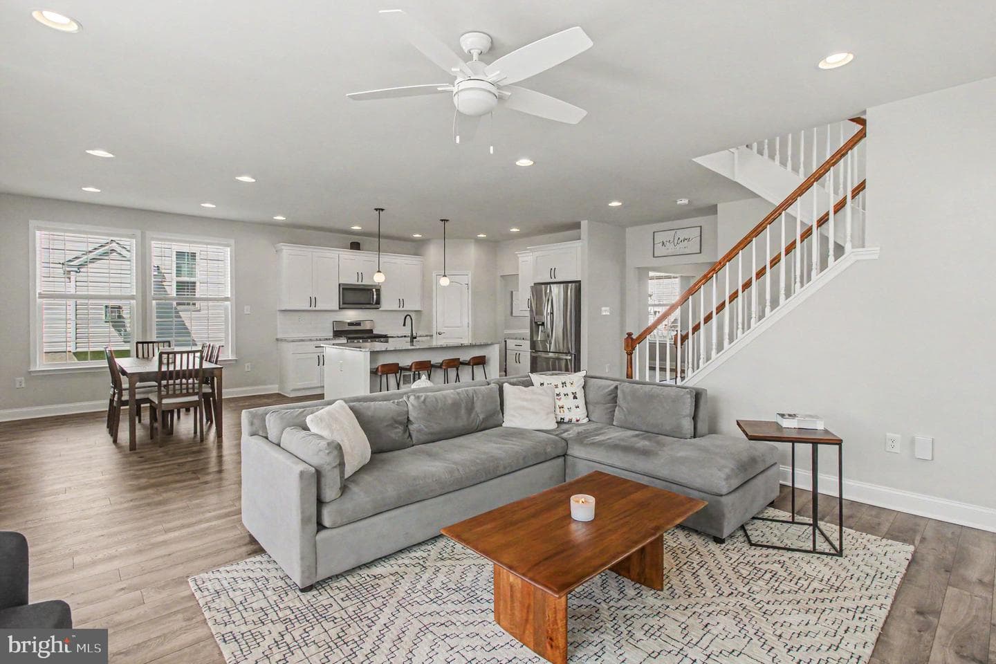 624 Bridge Street photo 12