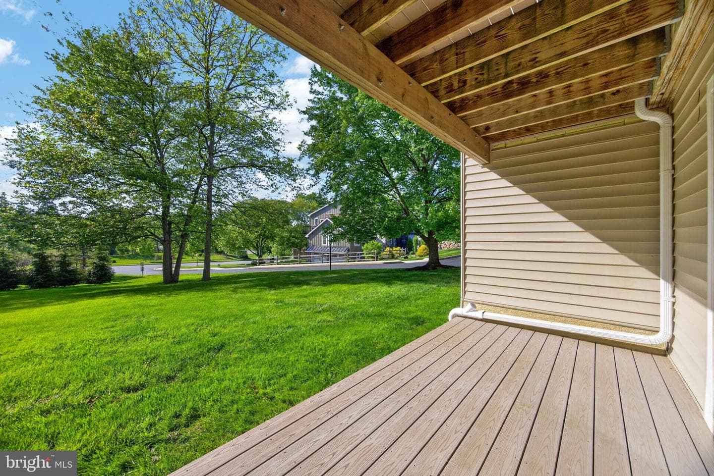 103 Fairfield Court photo 22