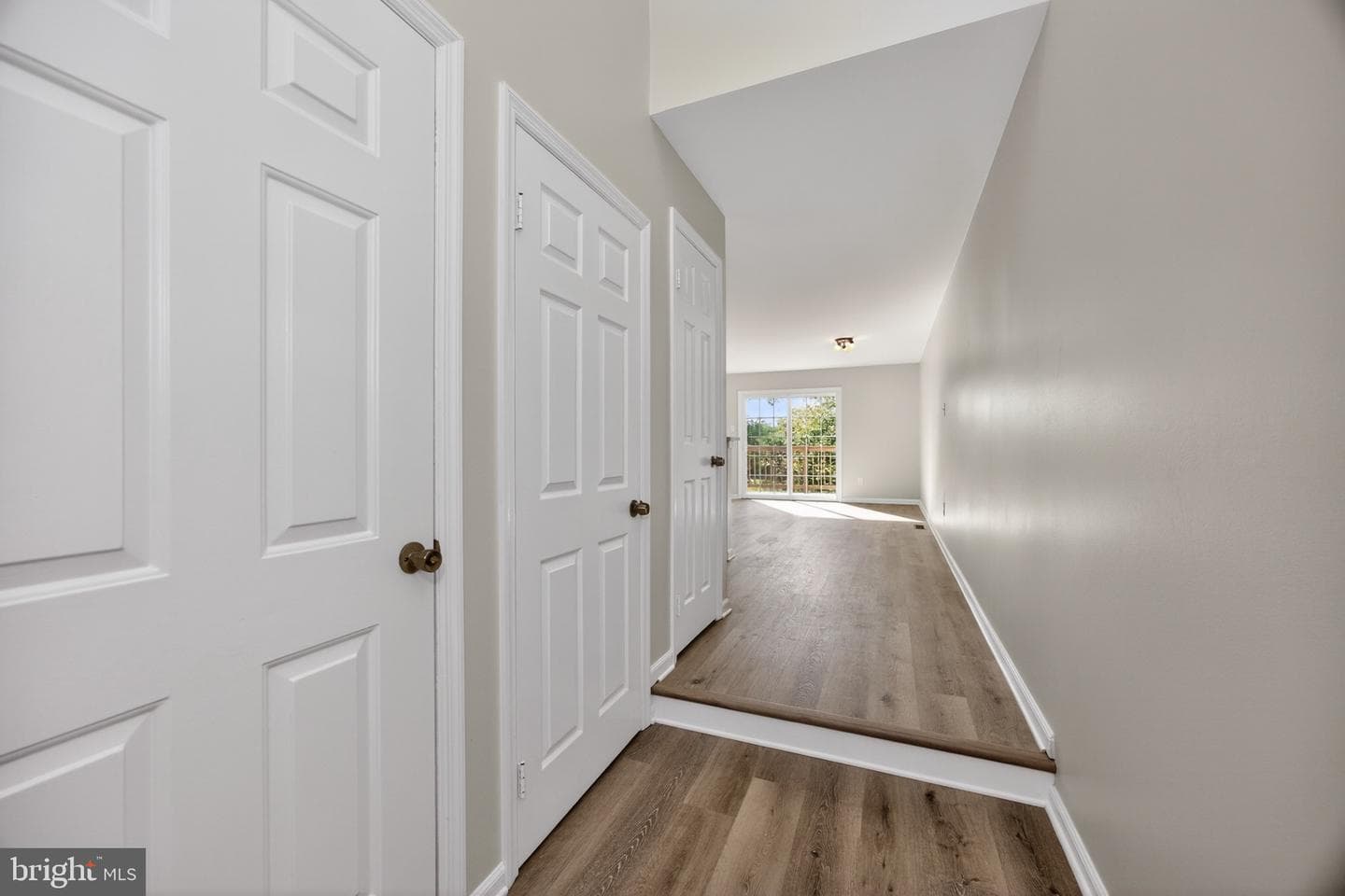 103 Fairfield Court photo 3