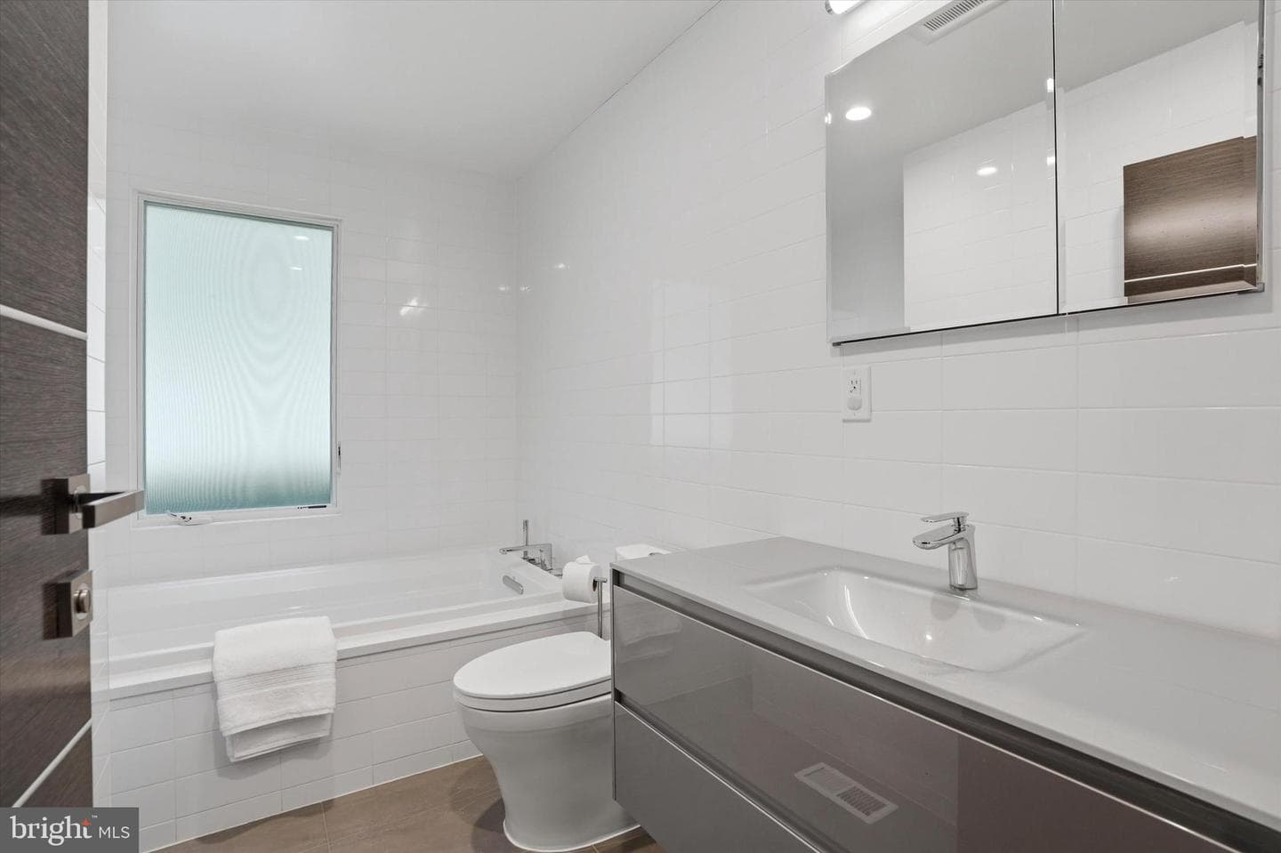 695 Knox Road photo 19
