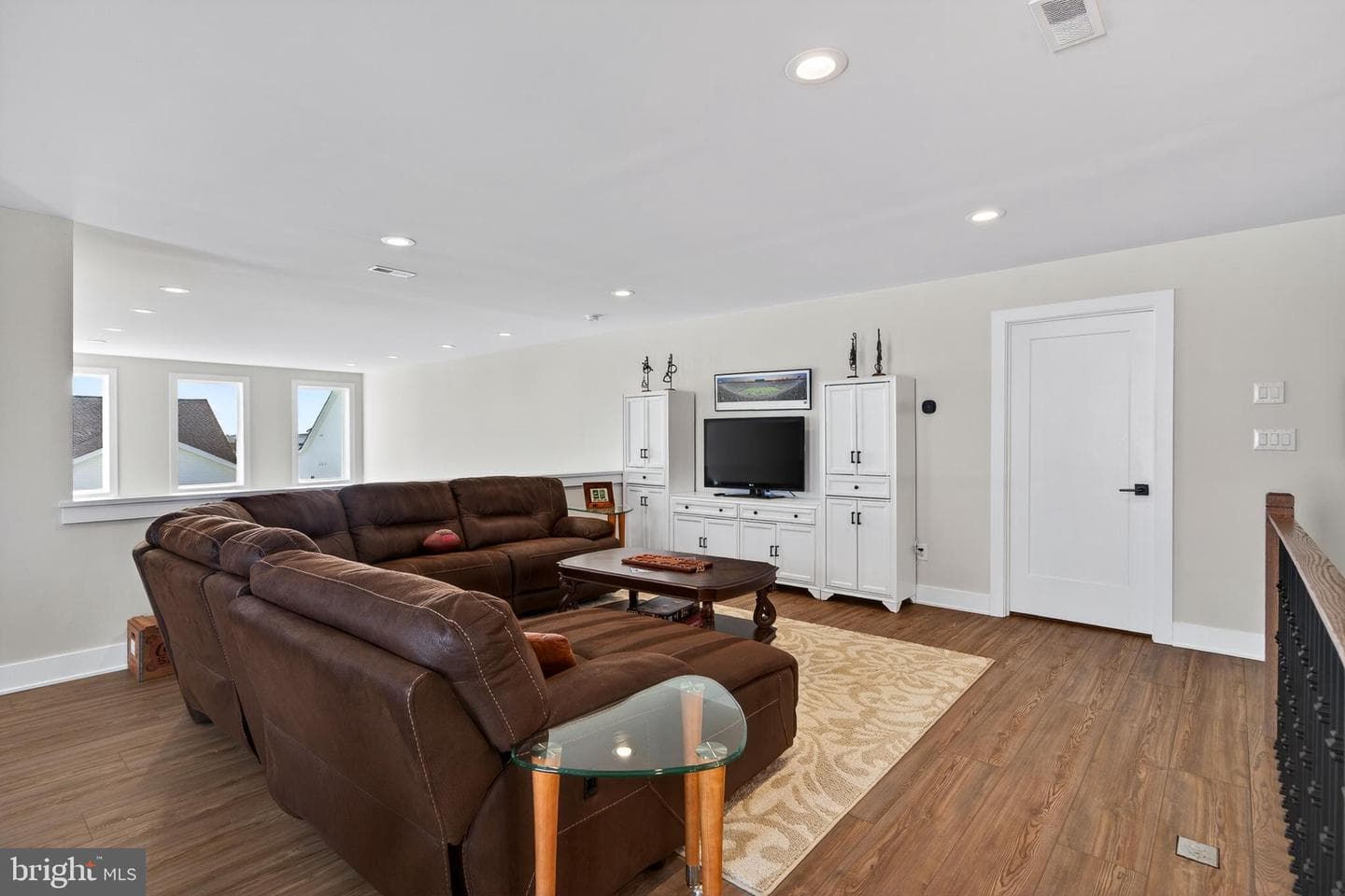 204 Equestrian Way photo 25