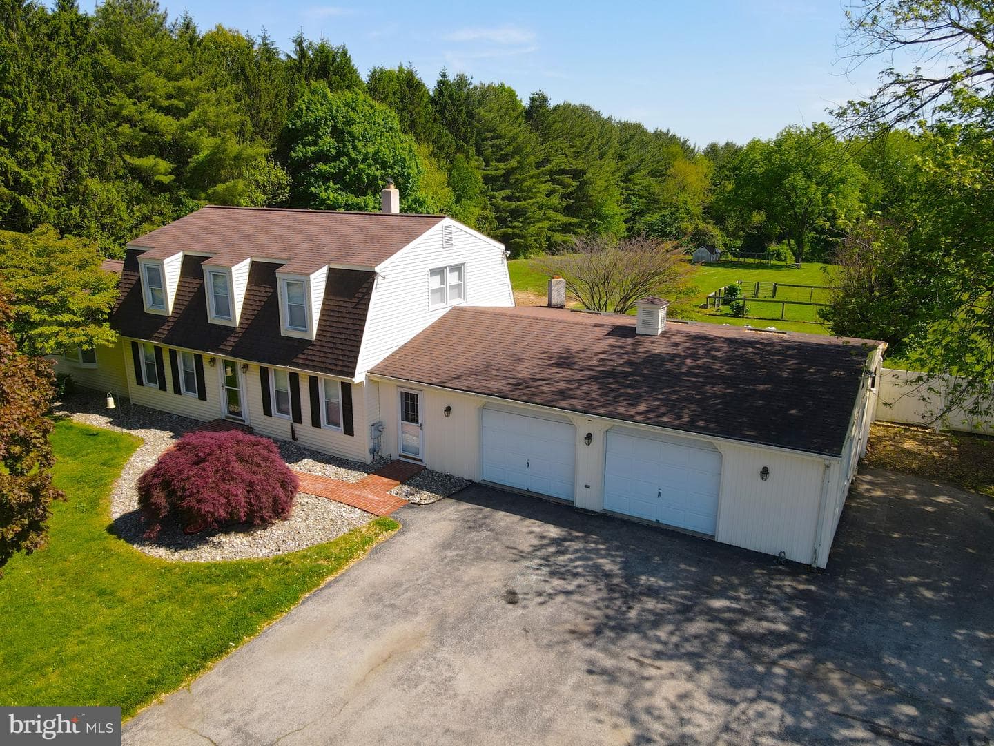 158 Hilton Road photo 2
