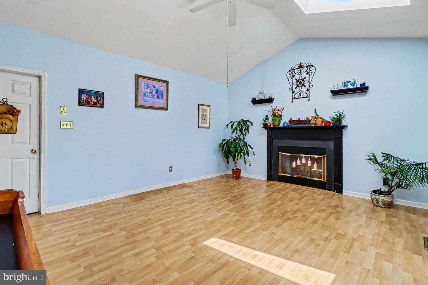 102 Heather Hill Drive photo 12