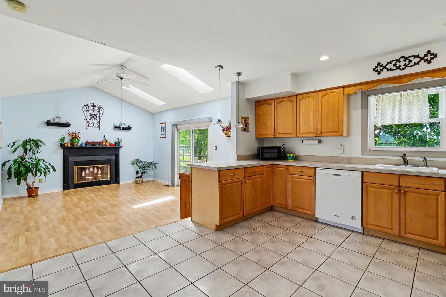 102 Heather Hill Drive photo 6